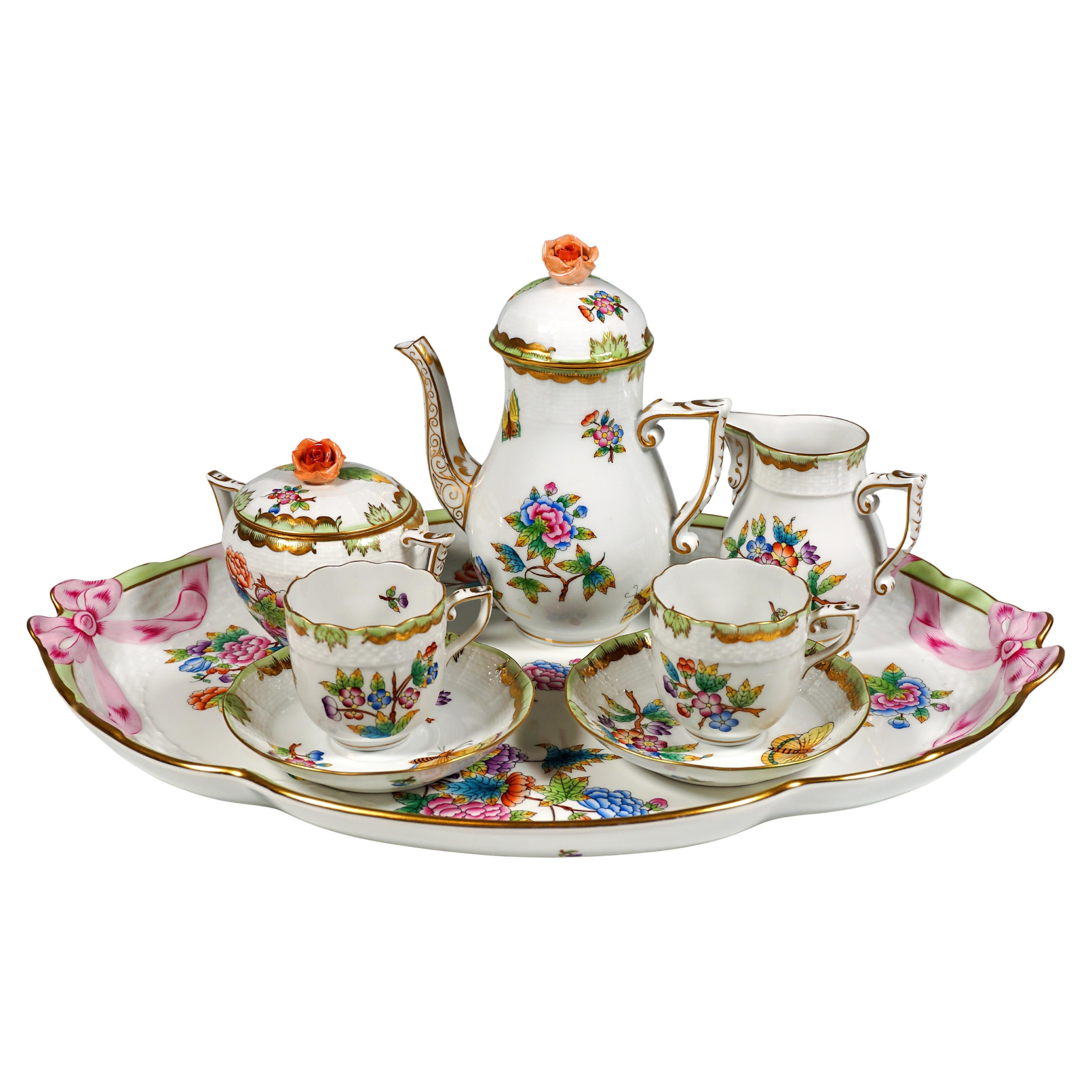 Victoria Avec Bord En Or Déjeuner For 2 Persons, Herend Hungary, 20th Century