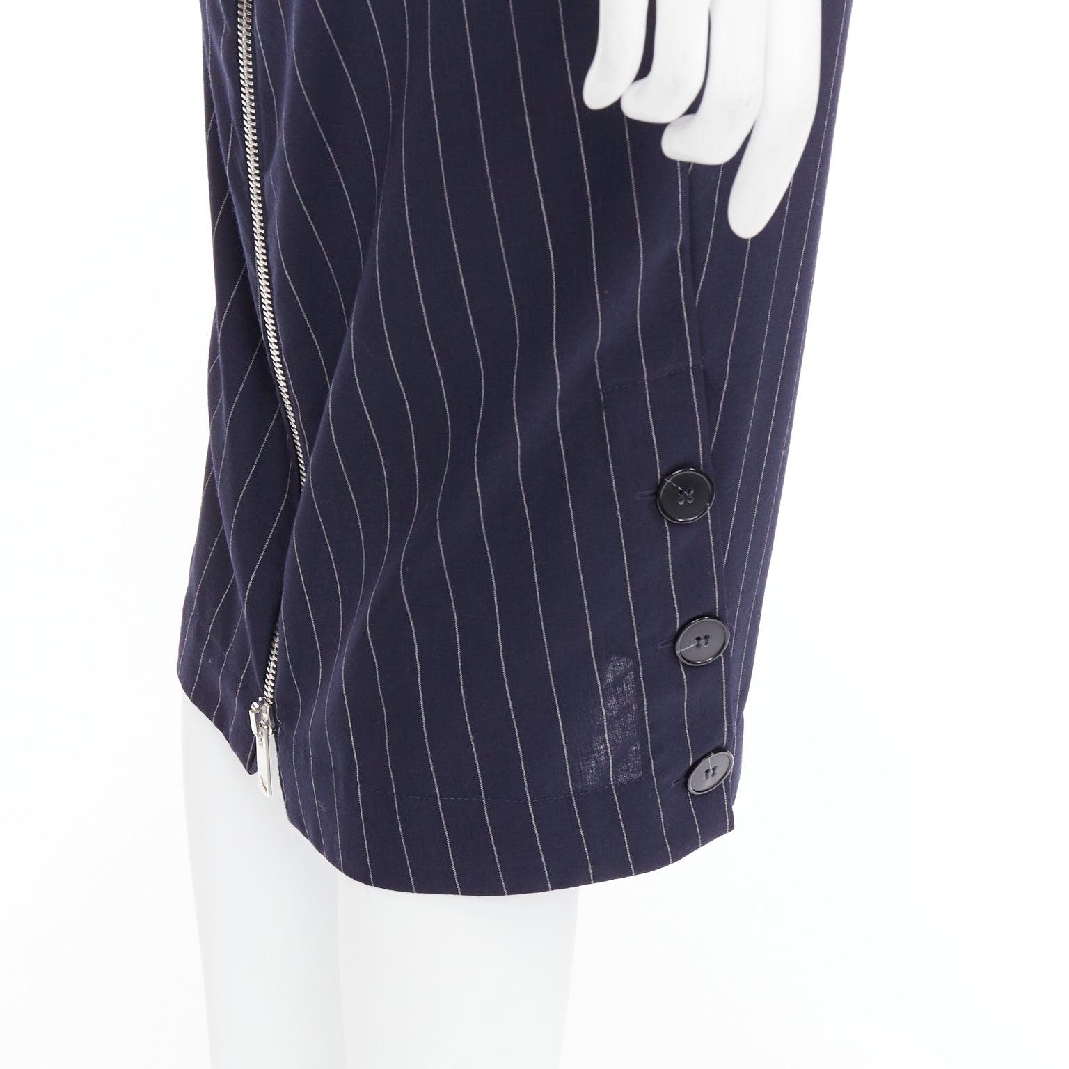 VICTORIA BECKHAM 100% Wolle Marineblauer Navy Nadelstreifen 2-Wege Reißverschluss Bleistiftrock UK6 XS
Referenz: GEGG/A00025
Marke: Victoria Beckham
Designer: Victoria Beckham
MATERIAL: Wolle
Farbe: Marineblau
Muster: Nadelgestreift
Verschluss: