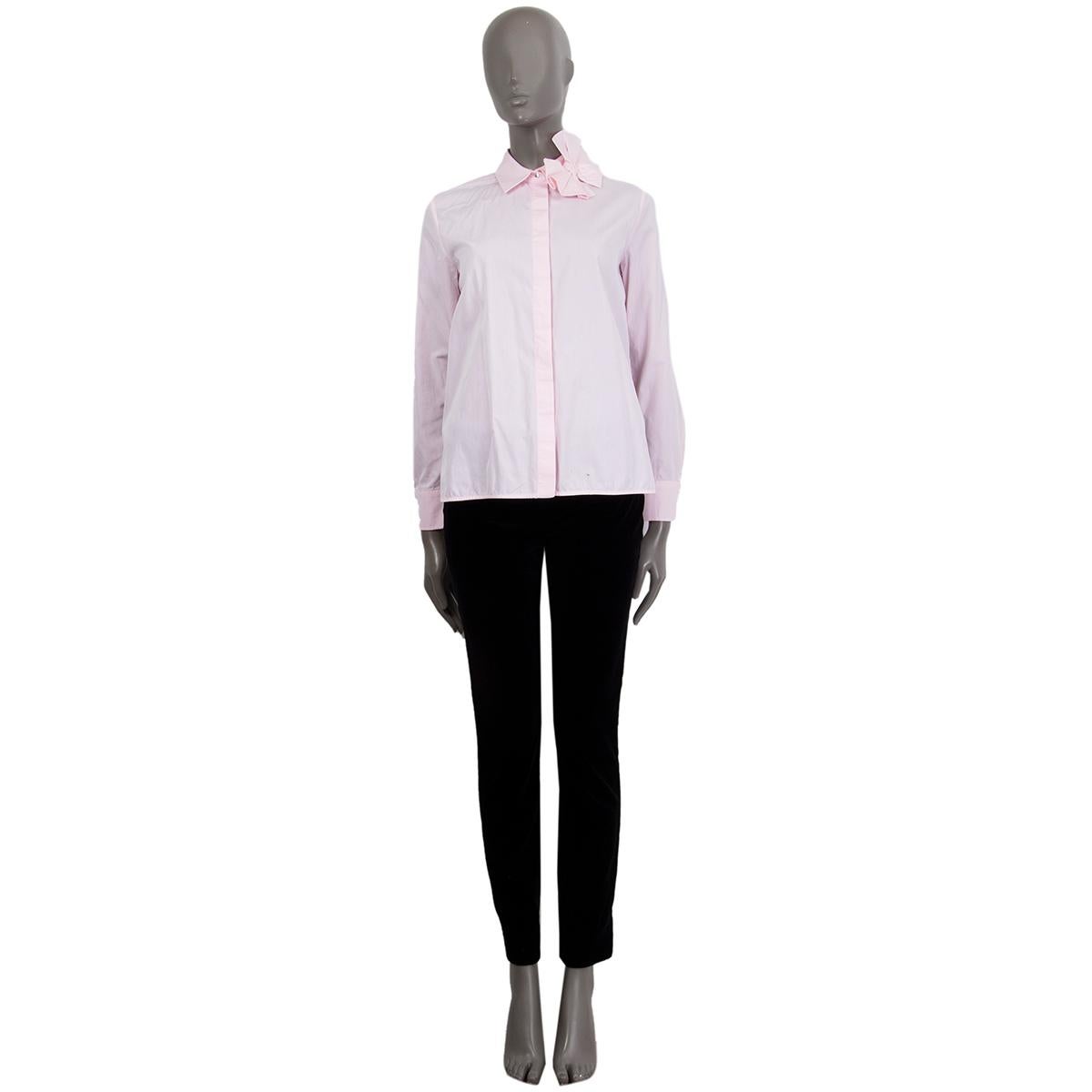 100% authentic Victoria Victoria Beckham bow detail button-up shirt in baby pink cotton (100%) with a flat collar. Has buttoned cuffs. Closes on the front with buttons. Unlined. Has been worn and is in excellent condition. 

Measurements
Tag