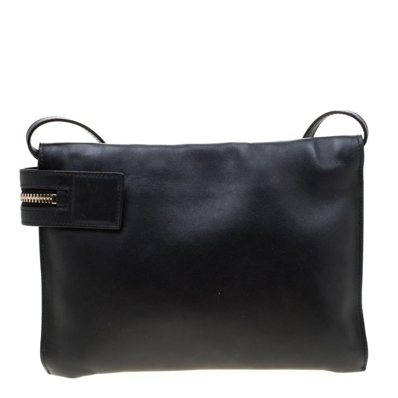This gorgeous leather handbag is splendid for multiple events. The lining is elemental and durable. High on style, carry this crossbody bag from Victoria Beckham without compromising on functionality. A beautiful complement to your attire will be