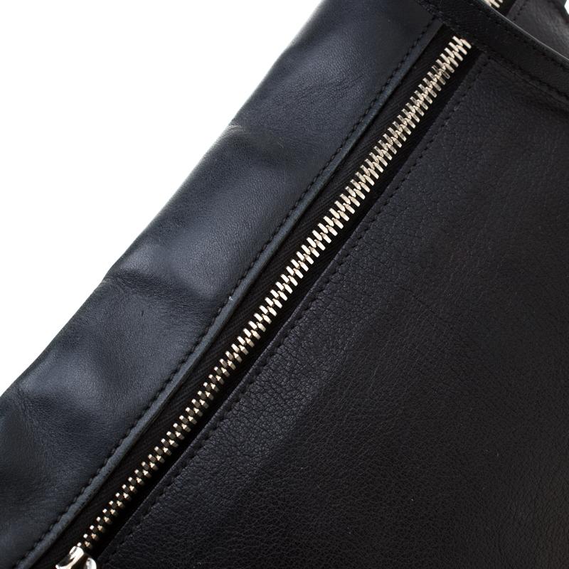 Victoria Beckham Black Leather Front Zip Crossbody Bag 3