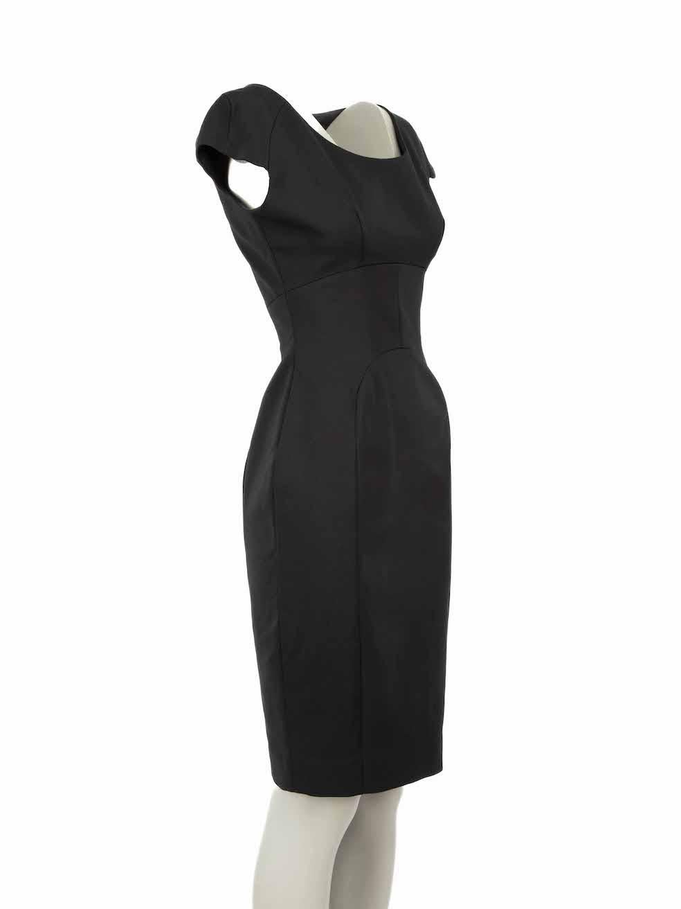 CONDITION is Very good. Hardly any visible wear to dress is evident on this used Victoria Beckham designer resale item.
 
Details
Black
Cotton
Bodycon dress
Knee length
Round neckline
Short cap sleeves
Back double zip closure
 
Made in