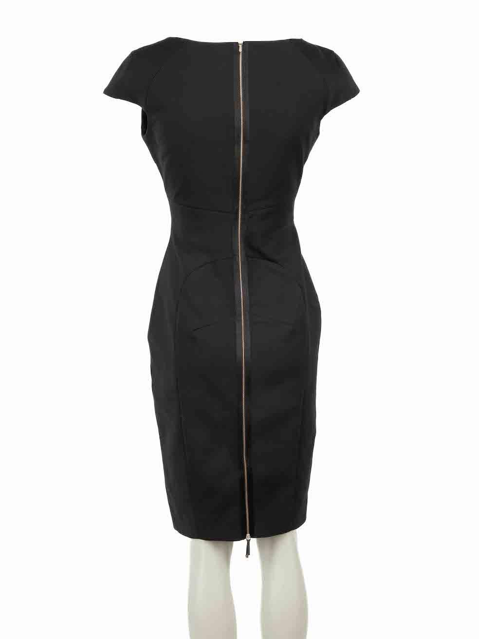 Victoria Beckham Black Round Neck Bodycon Dress Size M In Excellent Condition For Sale In London, GB