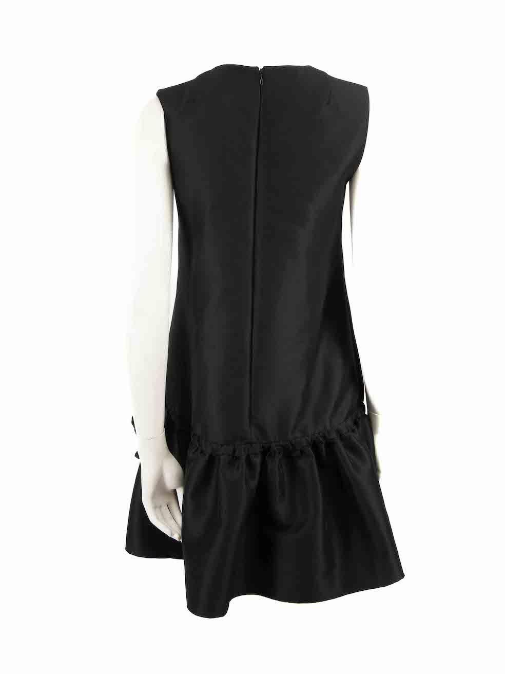 Victoria Beckham Black Ruffle Hem Shift Dress Size M In Good Condition For Sale In London, GB