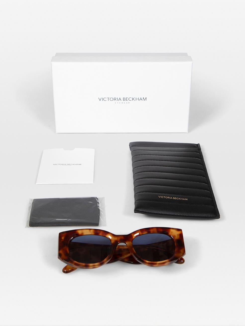 Victoria Beckham Blonde Havana Oval Tinted Sunglasses For Sale 4
