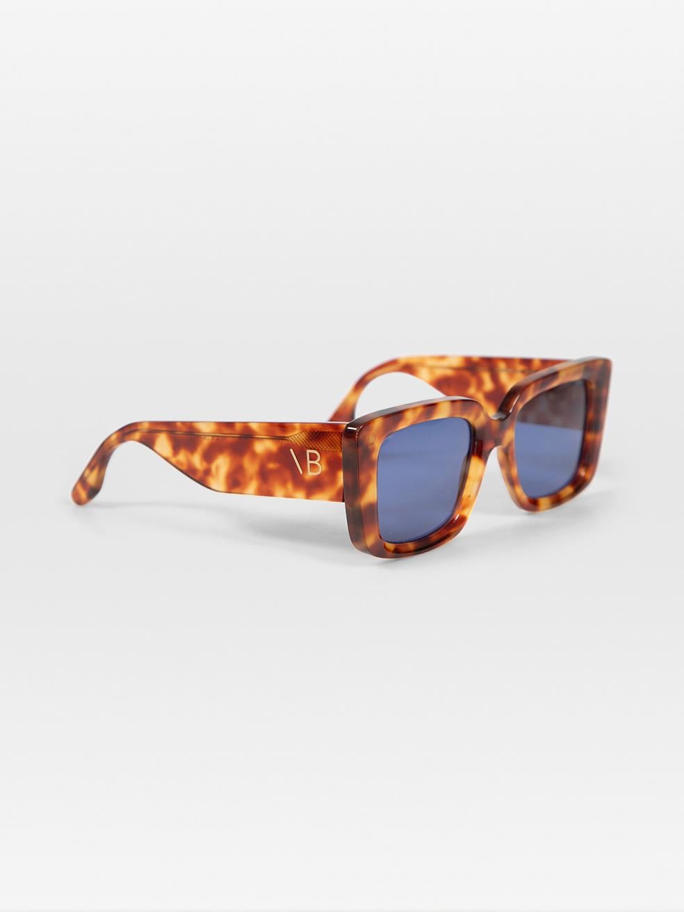 Gray Victoria Beckham Blonde Havana Rectangle Sunglasses For Sale