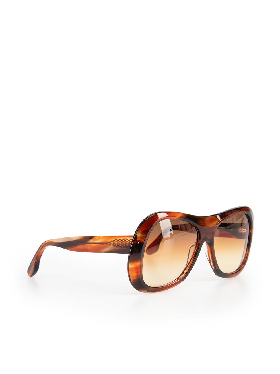 Victoria Beckham Brown Striped Gradient Sunglasses In New Condition In London, GB