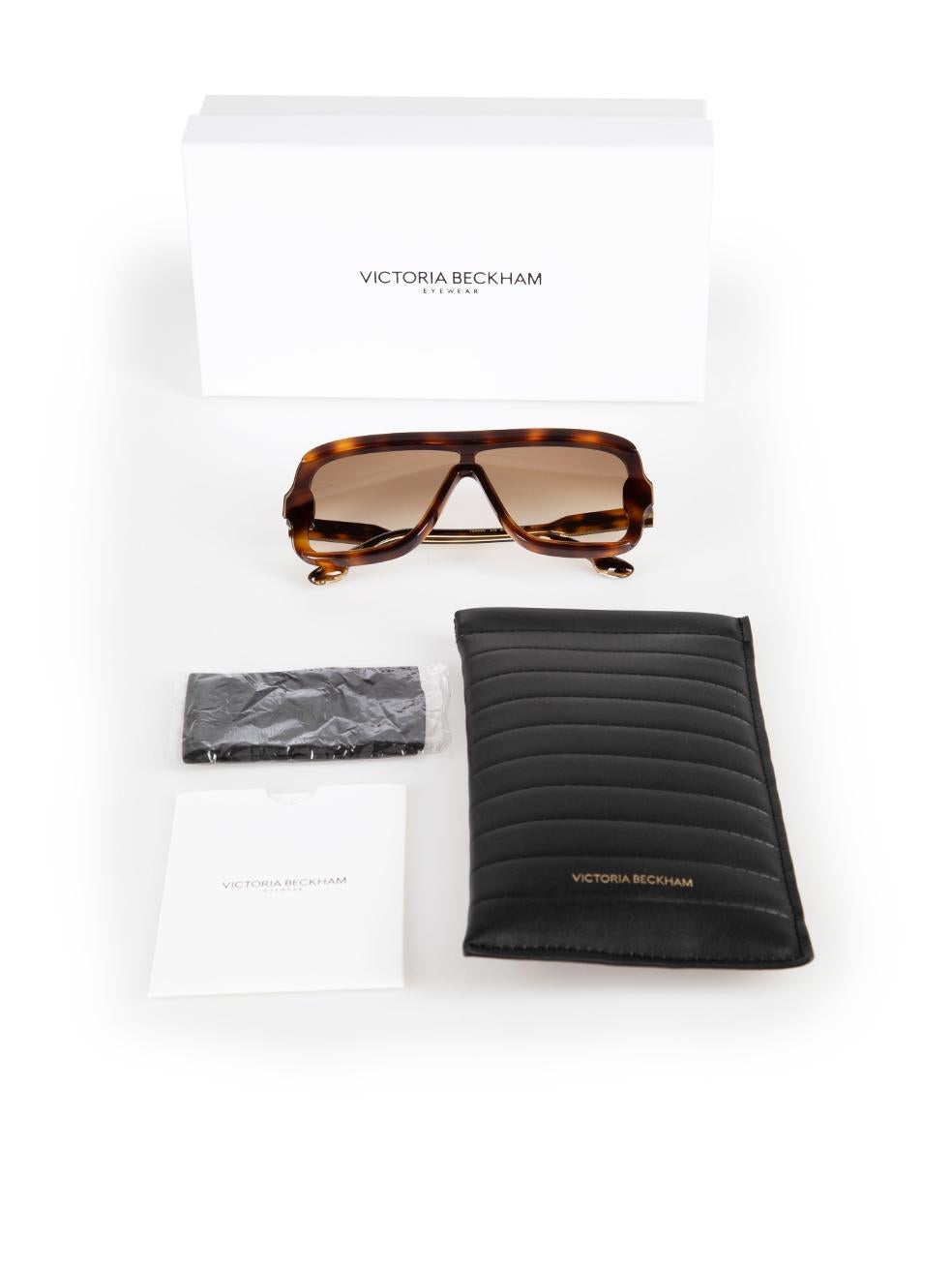 Victoria Beckham Brown Tortoiseshell Shield Sunglasses For Sale 4