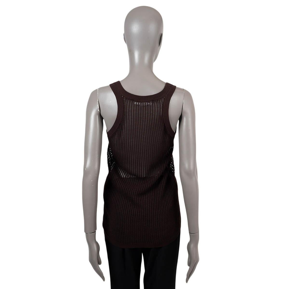 VICTORIA BECKHAM dark brown viscose 2023 OPEN KNIT Tank Top Shirt M In Excellent Condition For Sale In Zürich, CH