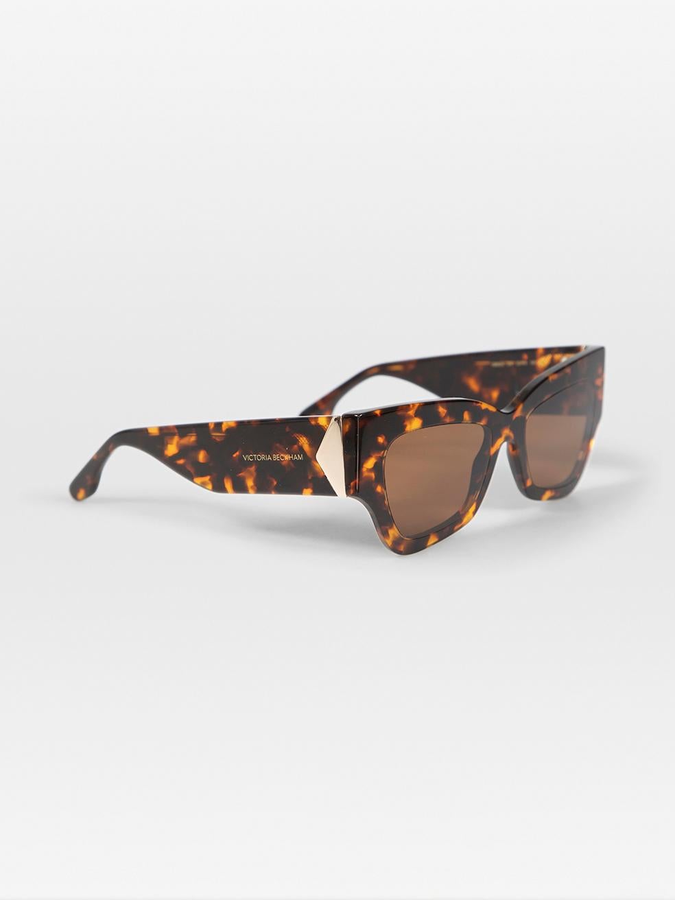 Victoria Beckham Dark Havana Butterfly Tinted Sunglasses In New Condition For Sale In London, GB