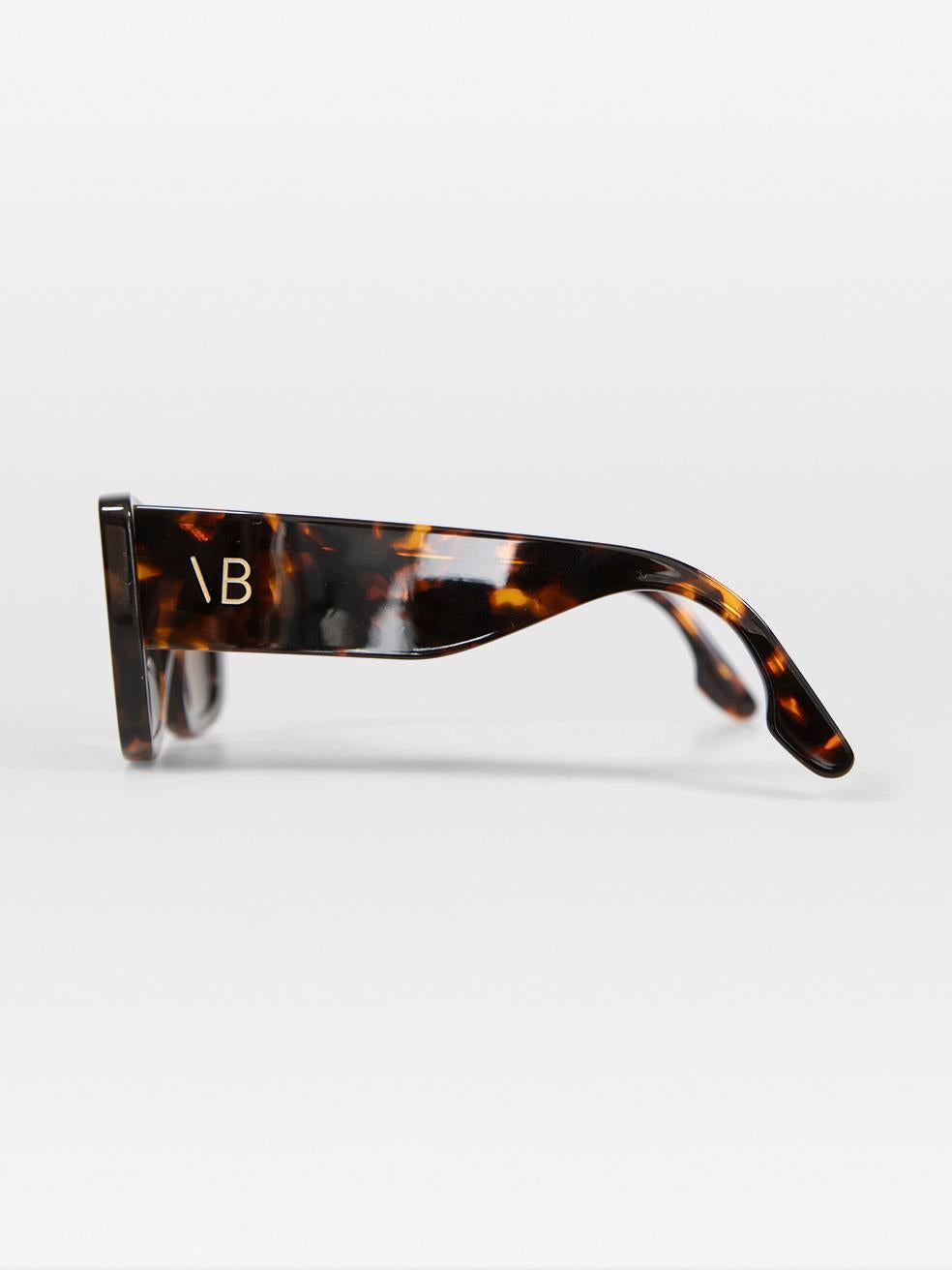 Victoria Beckham Dark Havana Tinted Rectangular Sunglasses For Sale 1