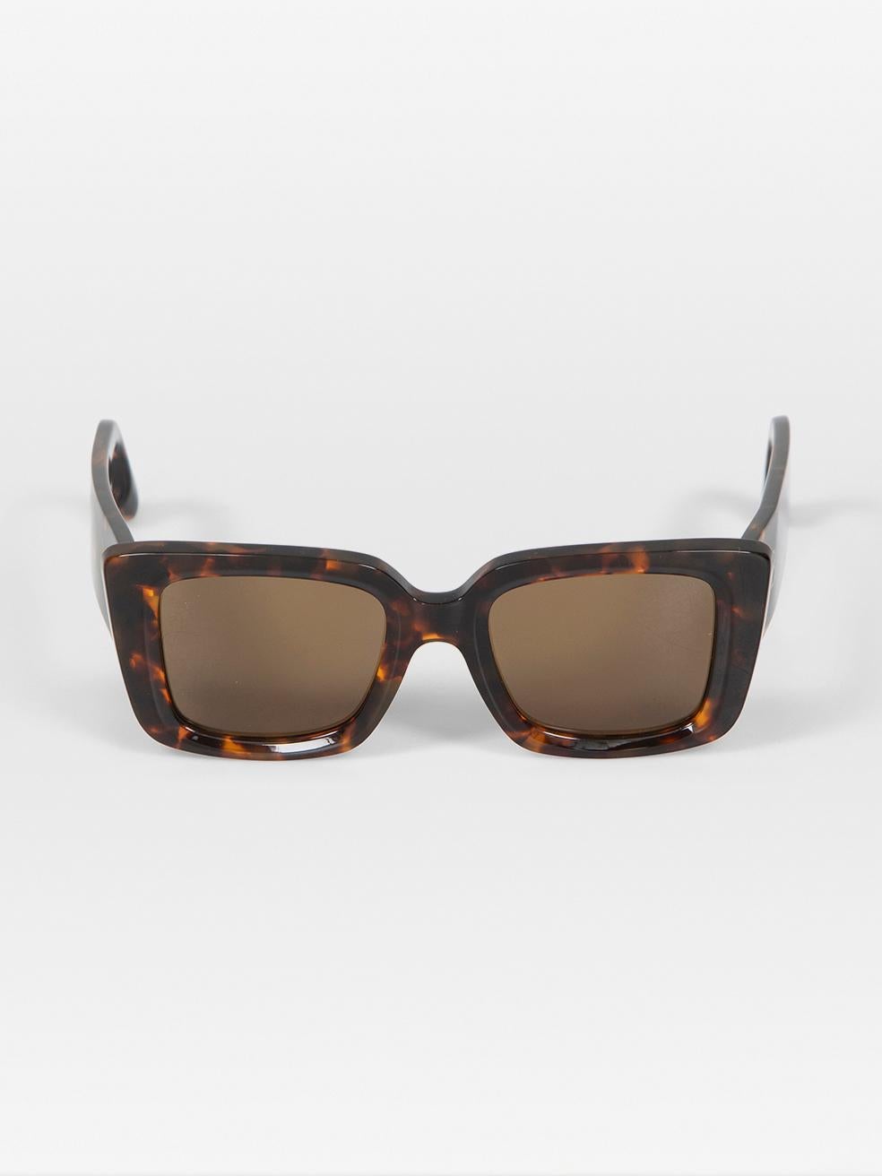 Victoria Beckham Dark Havana Tinted Rectangular Sunglasses For Sale