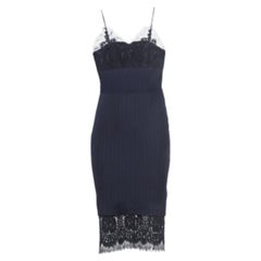 Victoria Beckham - Robe midi bleu marine à rayures en laine bordée de dentelle S
