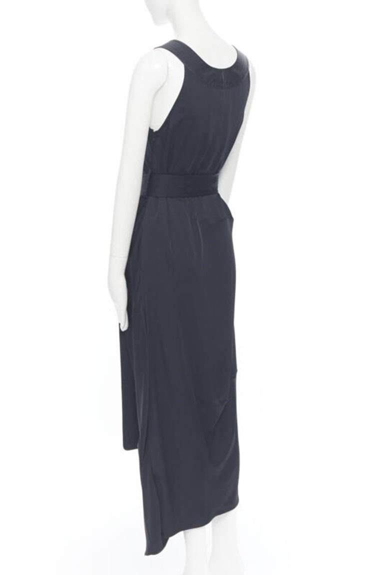 VICTORIA BECKHAM Laufsteg schweres Satin-Lederkragenkleid mit Gürtel und Schrägschnitt UK8 S im Angebot 2