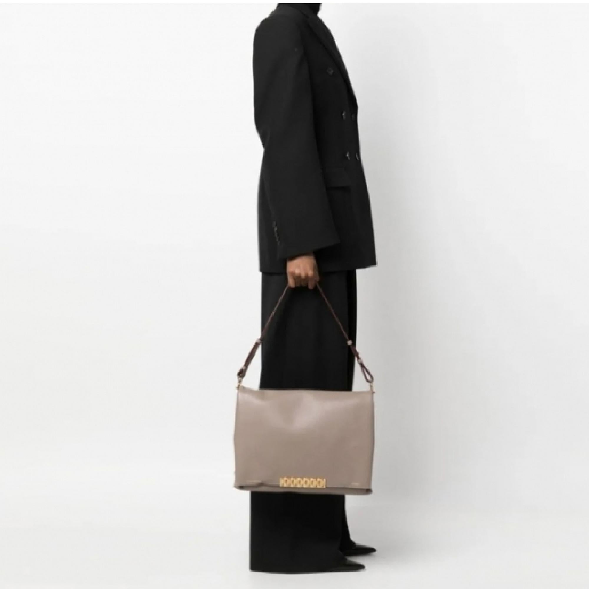 Victoria Beckham Sac étoupe Jumbo taupe Leather Maxi Chain Pouch Shoulder Bag For Sale 5