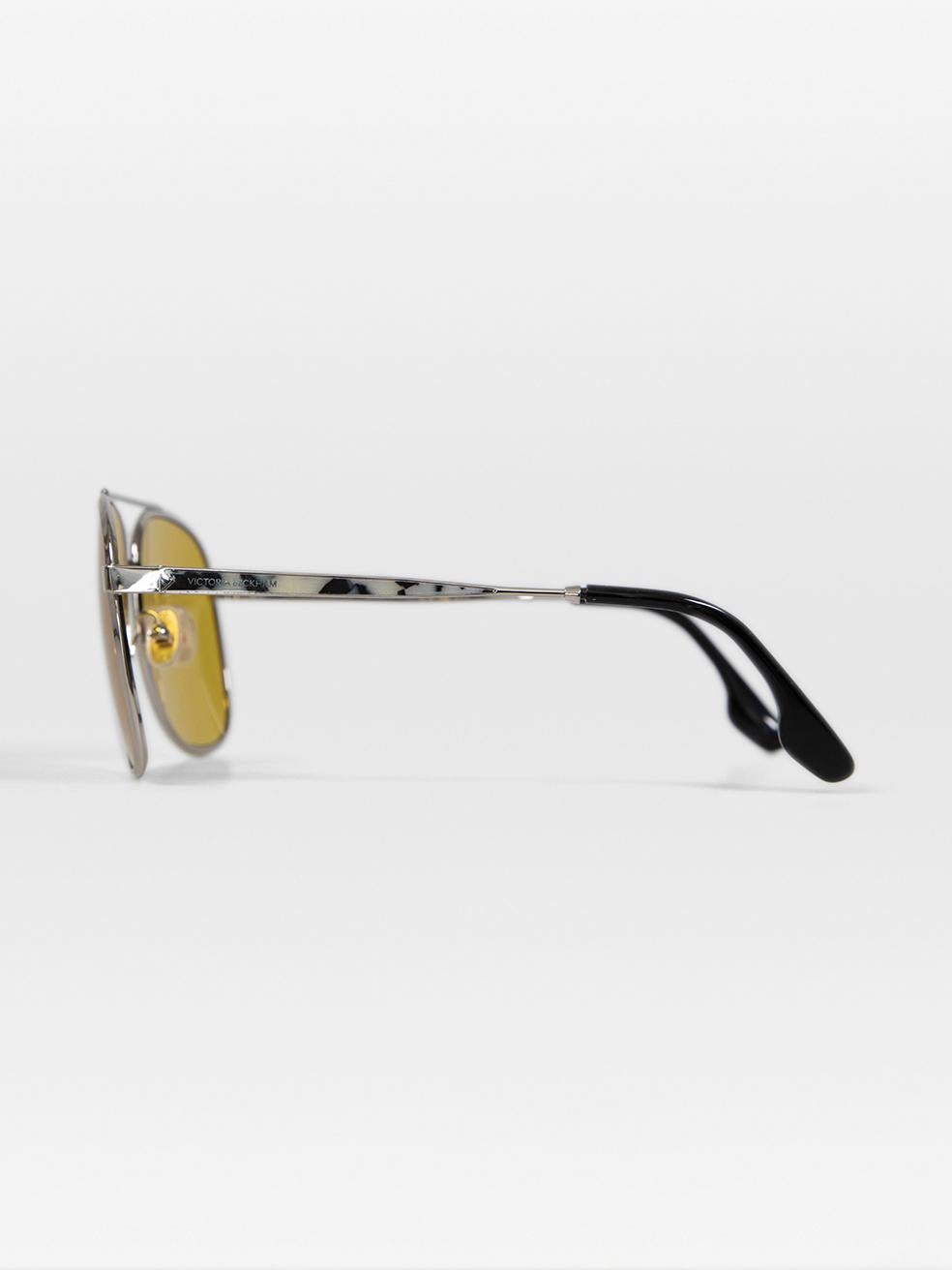 Women's Victoria Beckham Silver Navigator Tinted Sunglasses For Sale