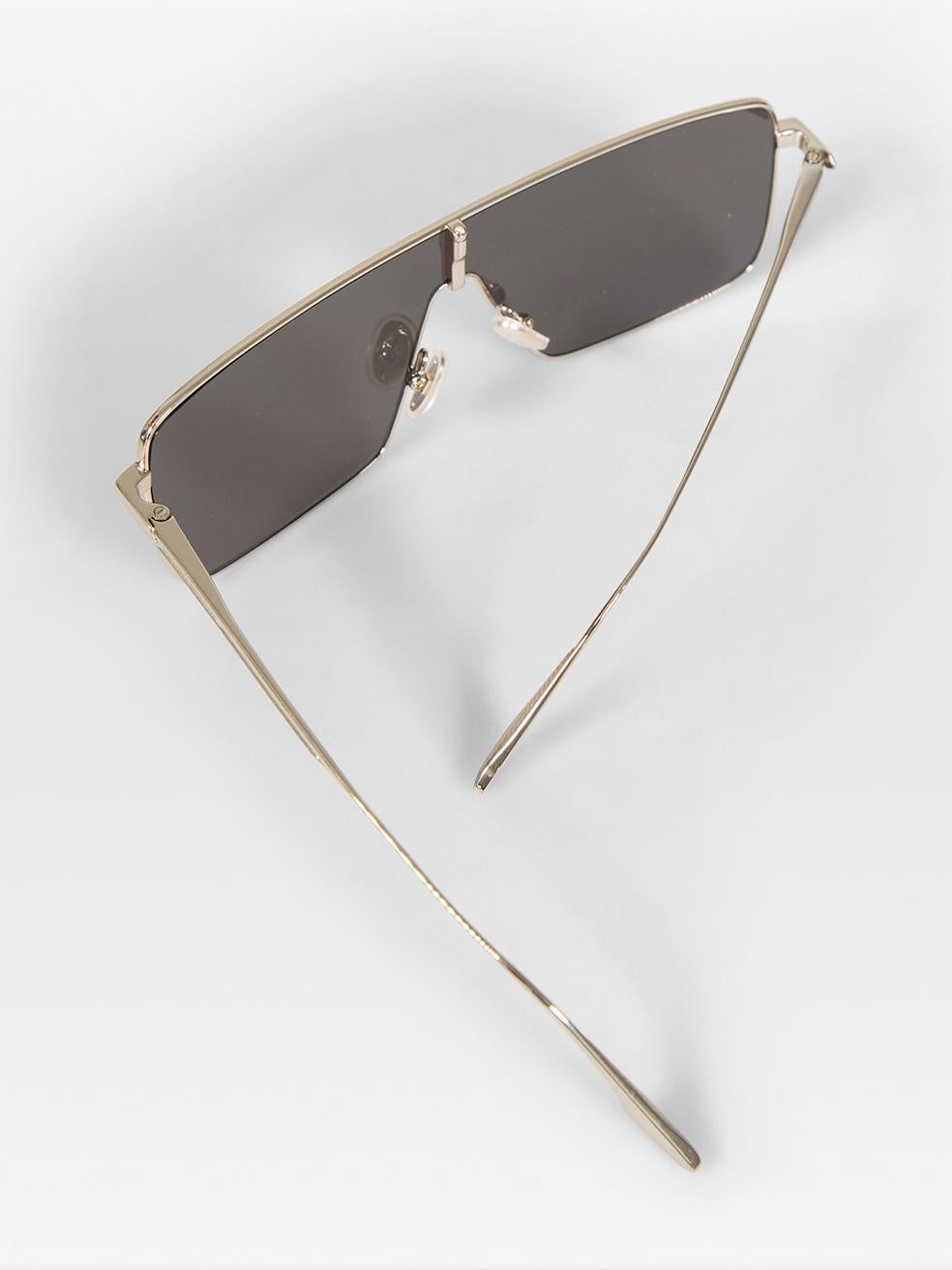 Victoria Beckham Smoke Tinted Shield Sunglasses For Sale 3