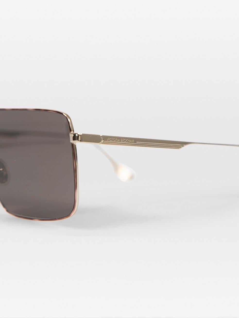Victoria Beckham Smoke Tinted Shield Sunglasses For Sale 4
