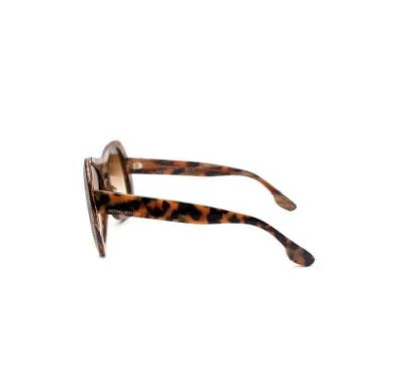 Victoria Beckham Tortoiseshell acetate oversize VB623S Sunglasses For Sale 3