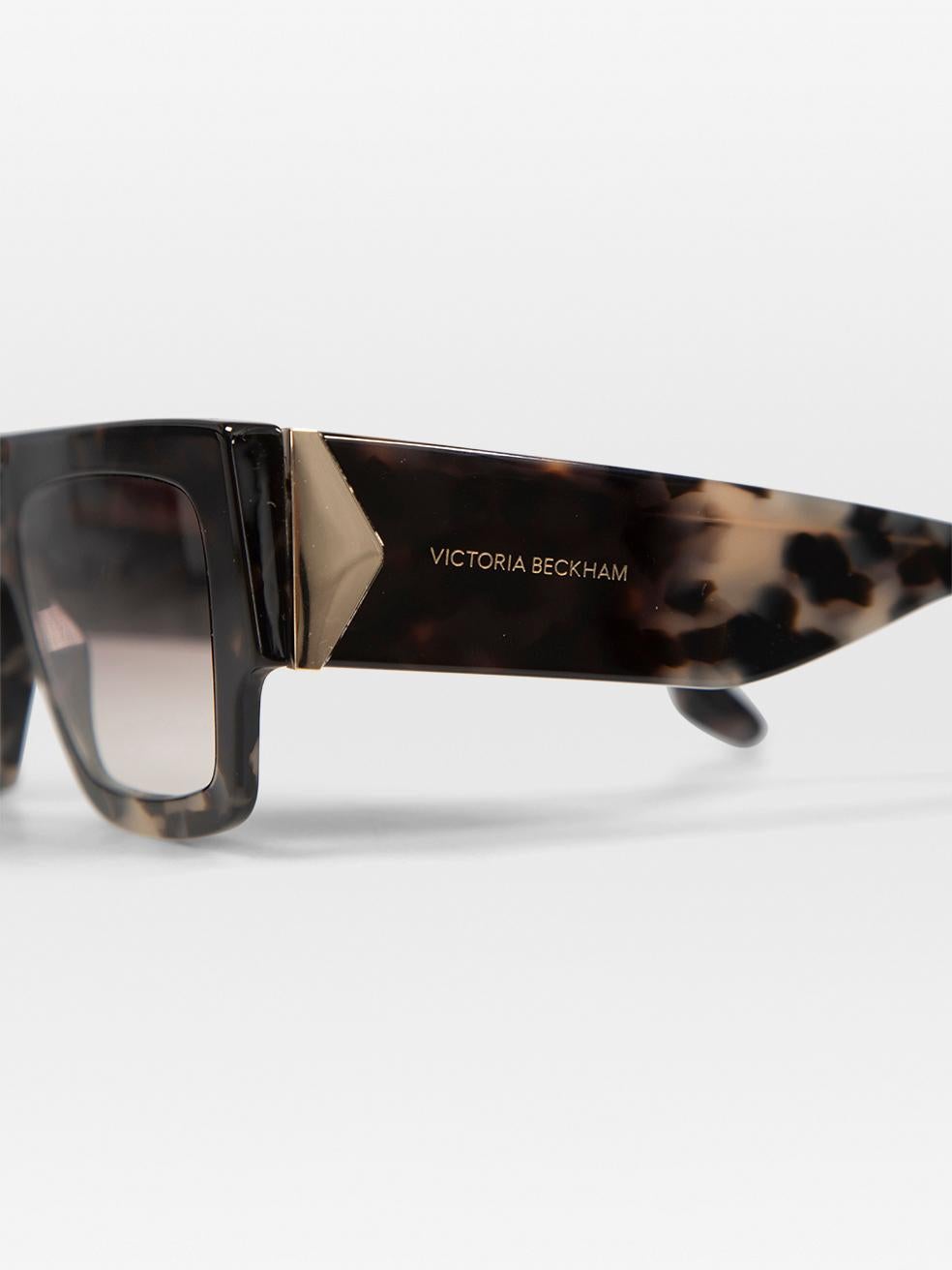 Victoria Beckham Vintage Grey Havana Square Sunglasses For Sale 4