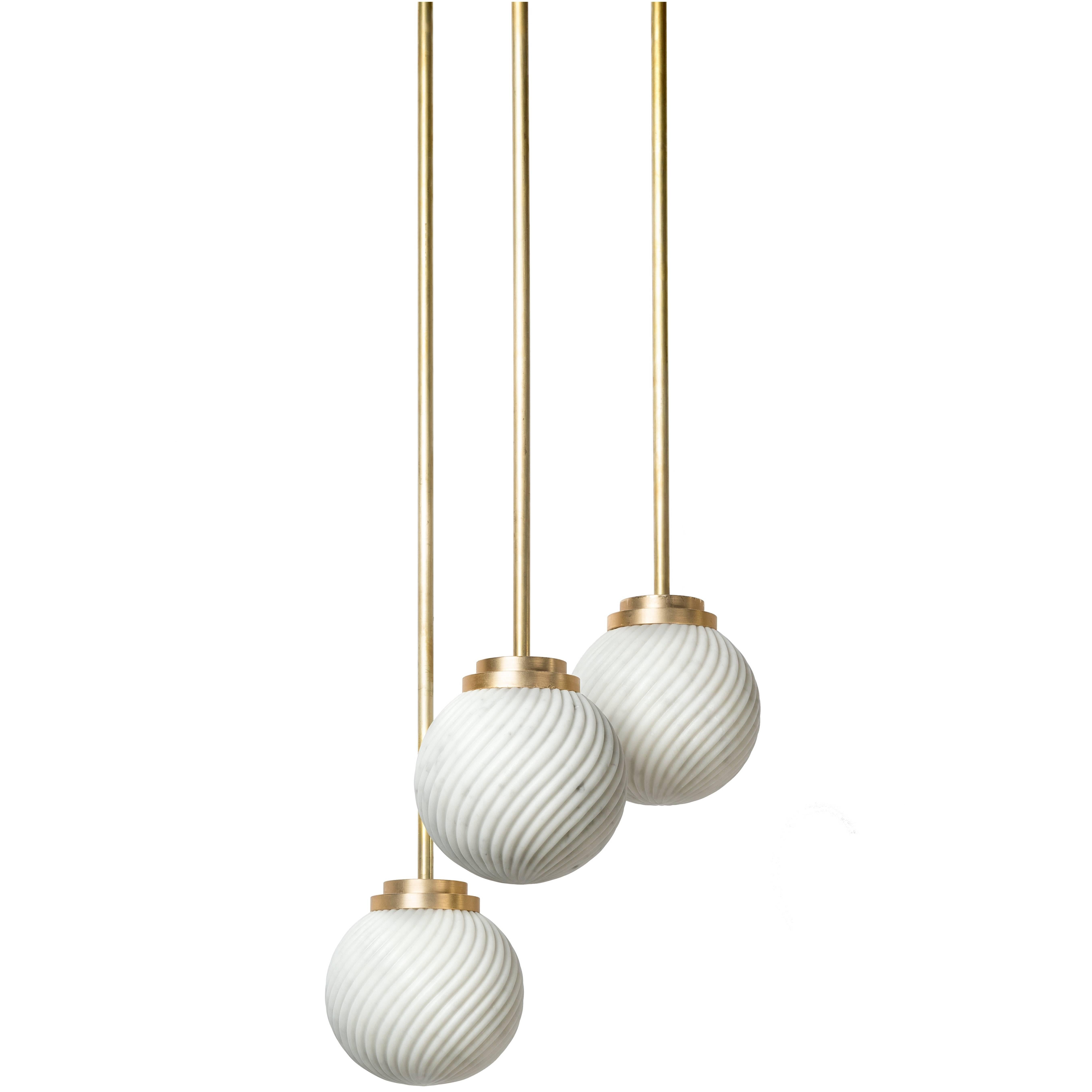 Victoria Chandelier, by Bethan Gray for Editions Milano im Angebot