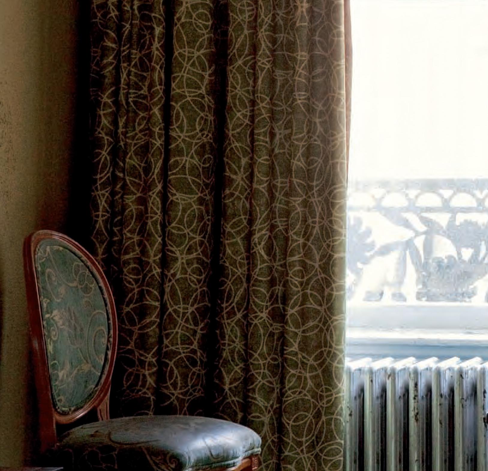 Hôtel Chelsea, New York. Chambre 507 - Contemporain Photograph par Victoria Cohen