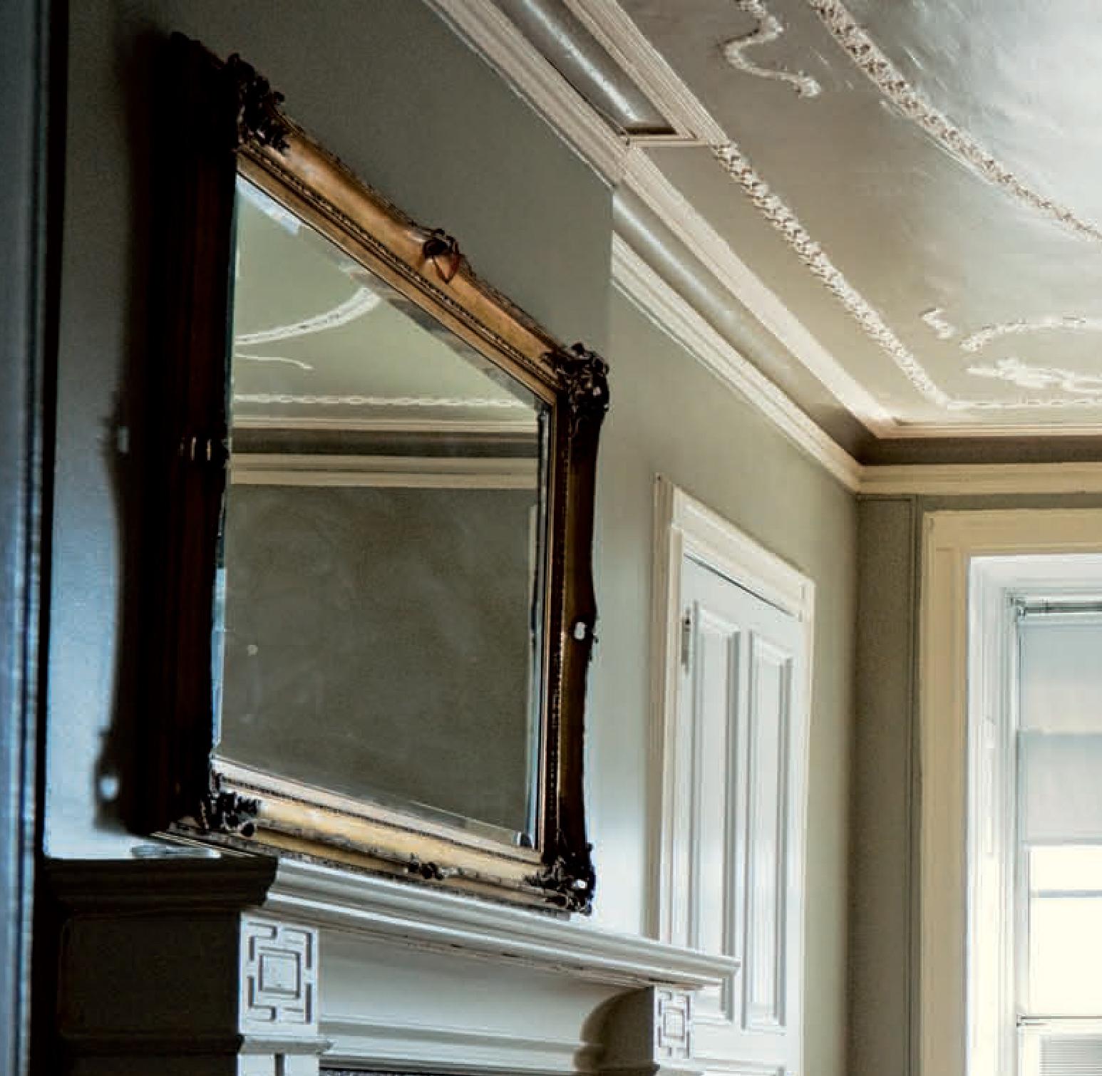 Hotel Chelsea, New York. Room 524 - Photograph by Victoria Cohen