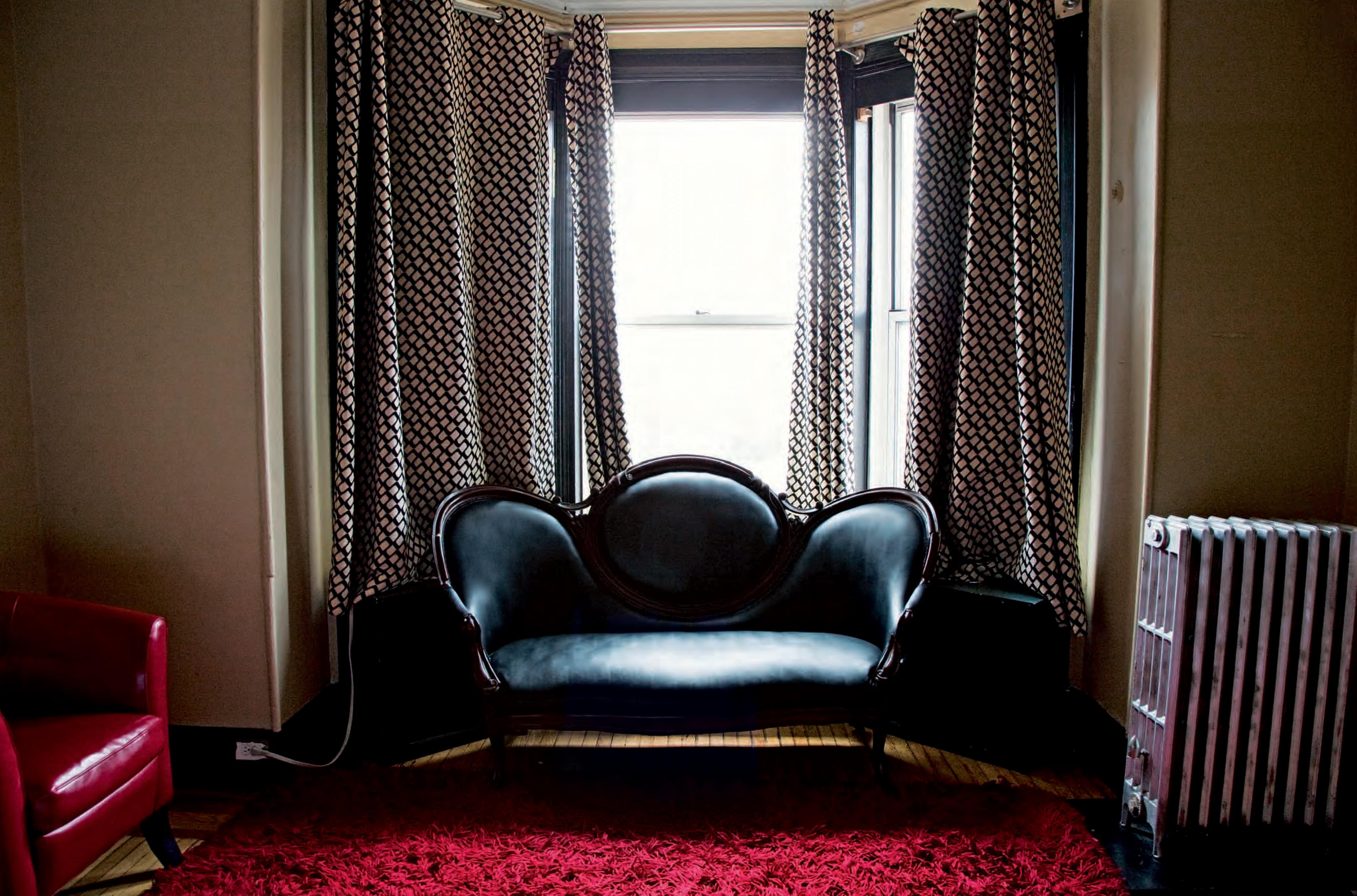 Victoria Cohen Color Photograph - Hotel Chelsea, New York. Room 622