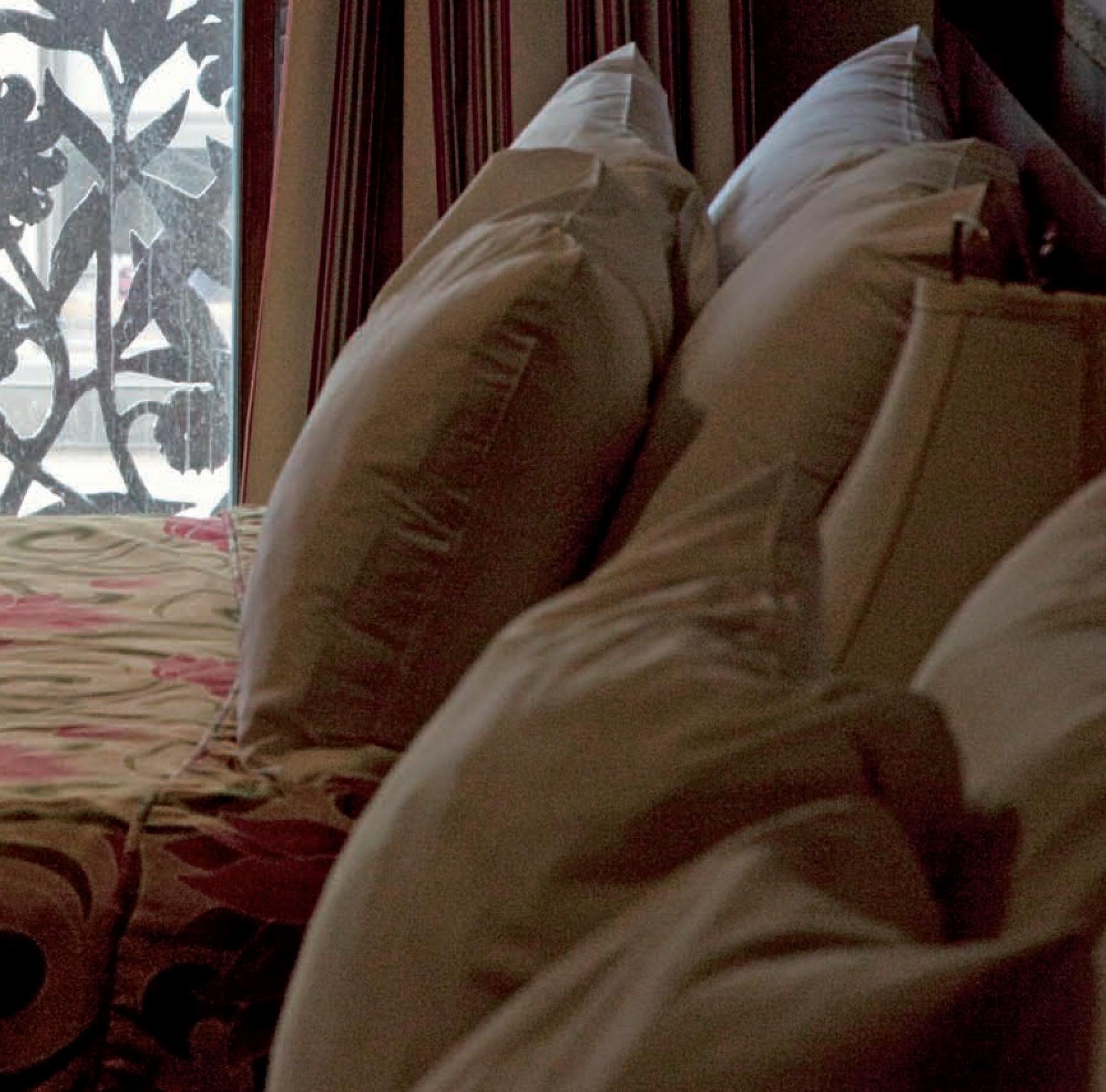 Hôtel Chelsea, New York. Second Floor, Nord - Photograph de Victoria Cohen