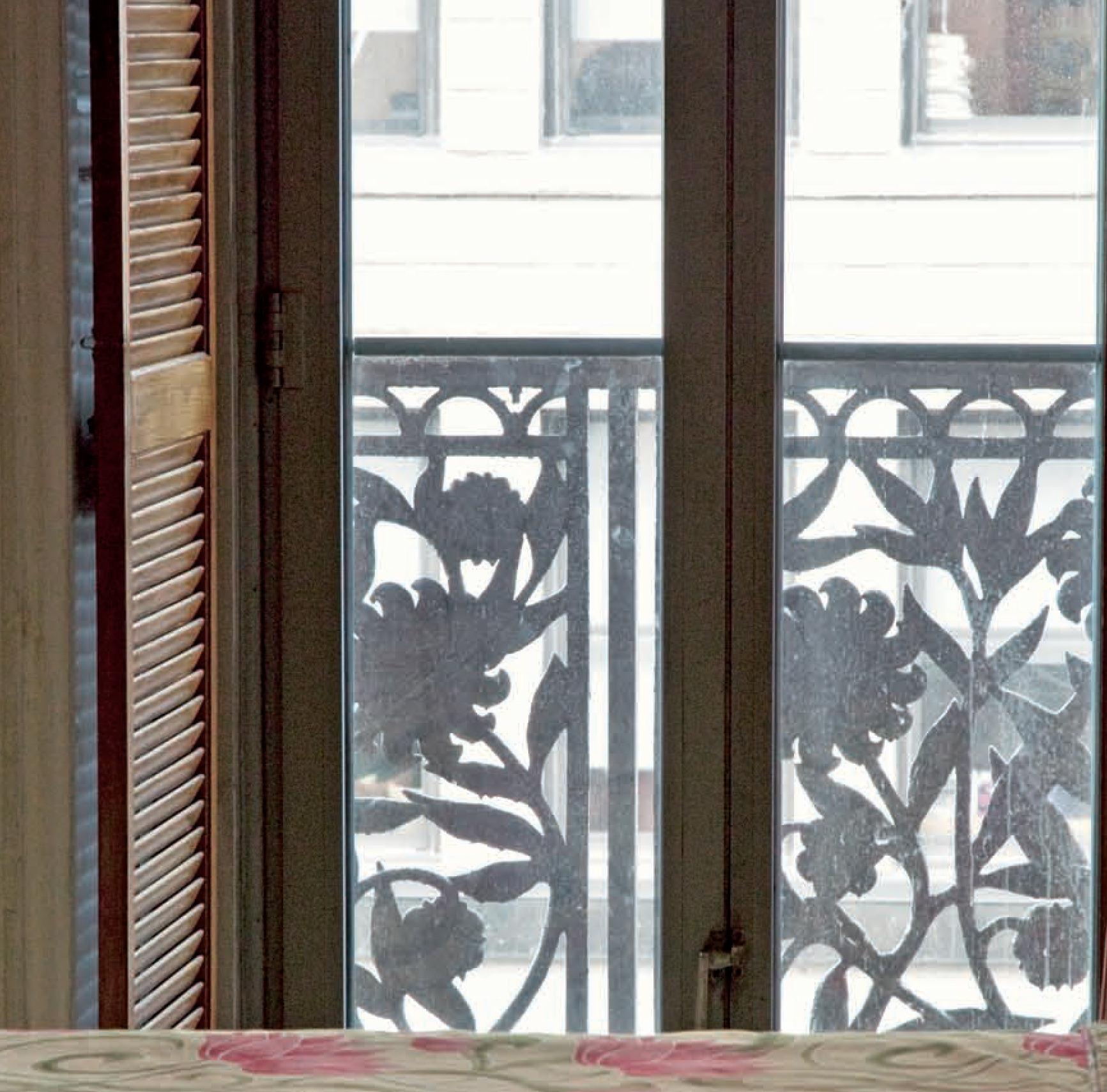 Hôtel Chelsea, New York. Second Floor, Nord - Contemporain Photograph par Victoria Cohen