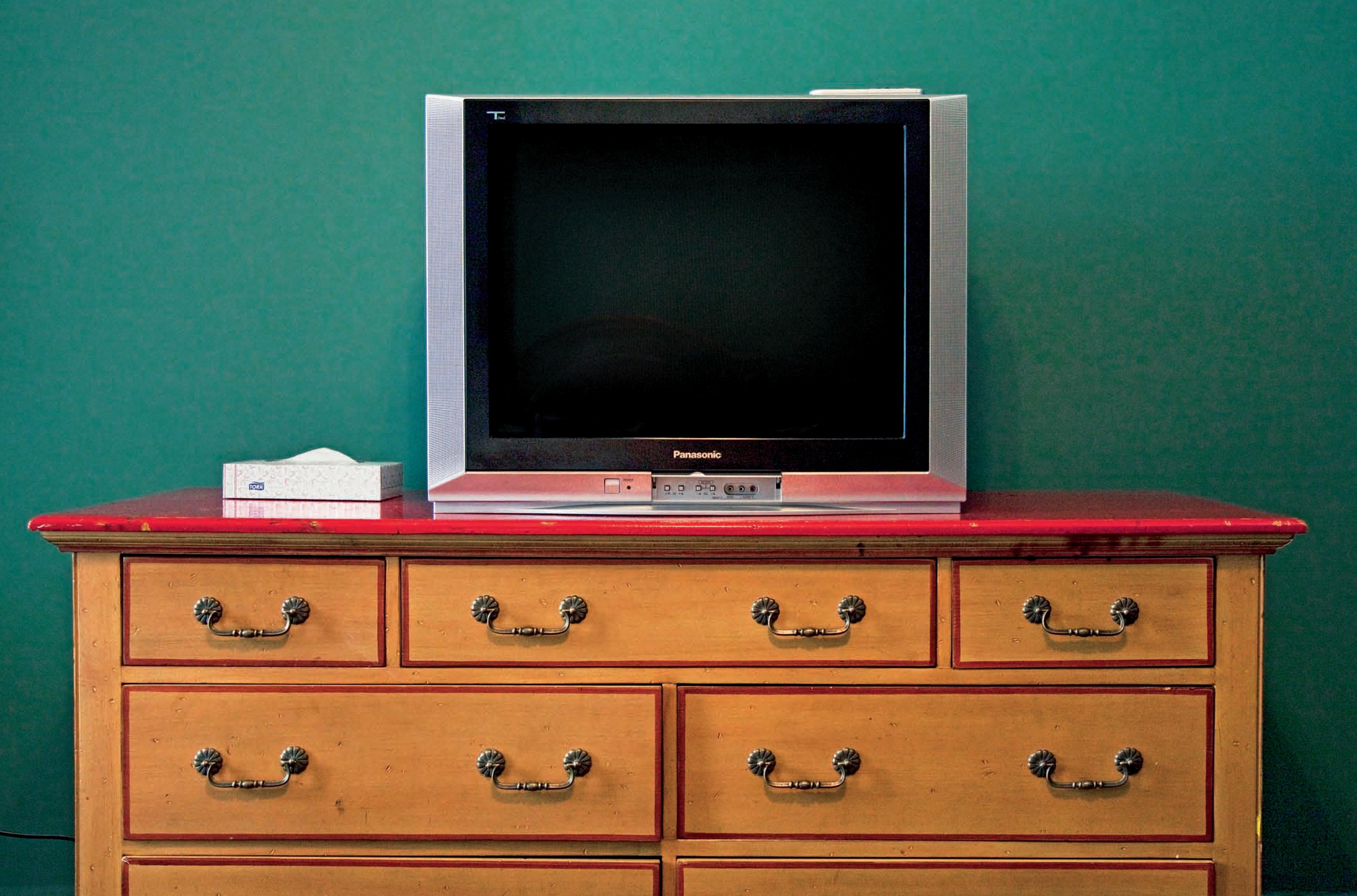 Victoria Cohen Landscape Photograph – Hotel Chelsea, New York. Zweiter Stock, Nord