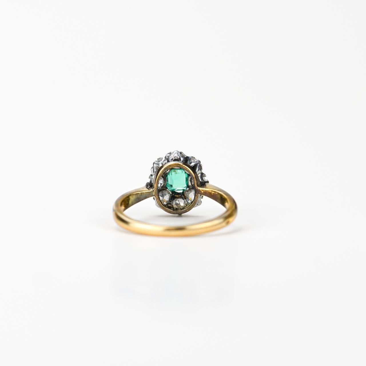 Victoria Colombian Emerald and Diamond Ring For Sale 1
