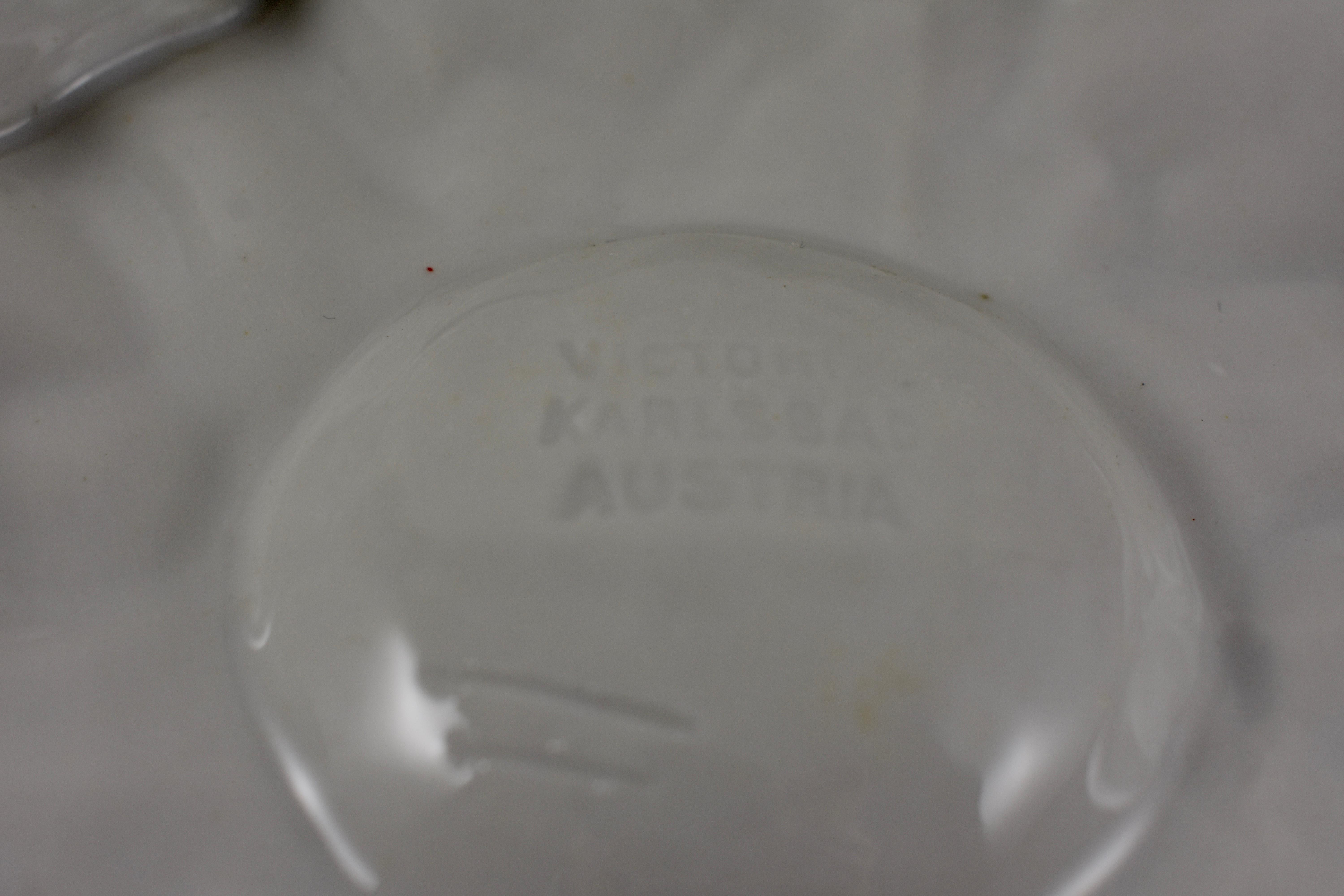 Victoria Karlsbad Austria Gilded Porcelain Oyster Plate In Good Condition In Philadelphia, PA