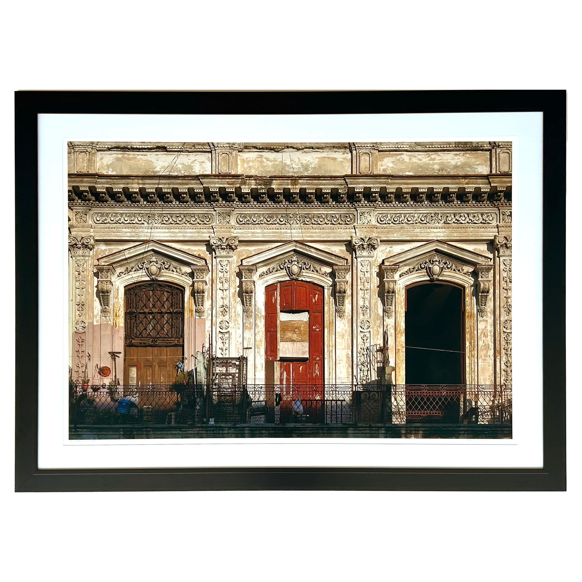 Victoria Montoro Zamorano Balconies Kuba Fotografie, Havanna, Kuba Paseo del Pado im Angebot