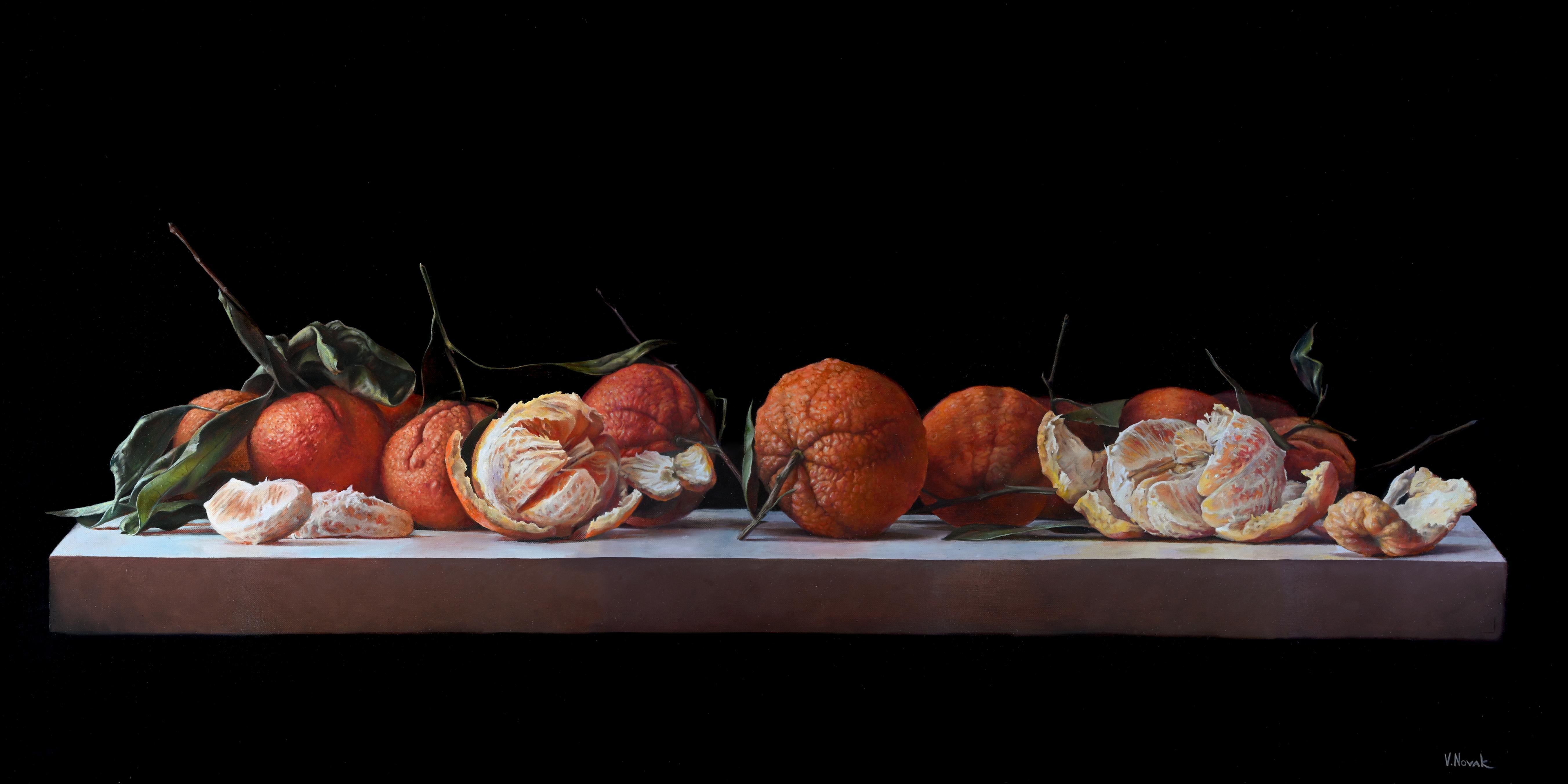 Figurative Painting Victoria Novak - Nature morte à l'huile "The Last" Citrus Elegance