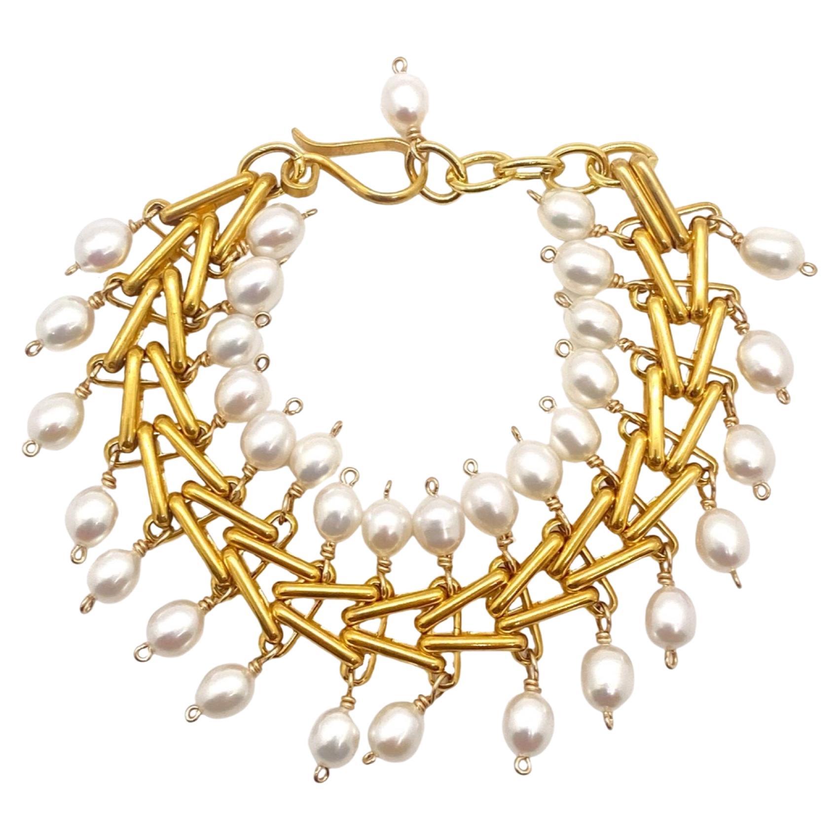Victoria Pearls Bracelet  For Sale