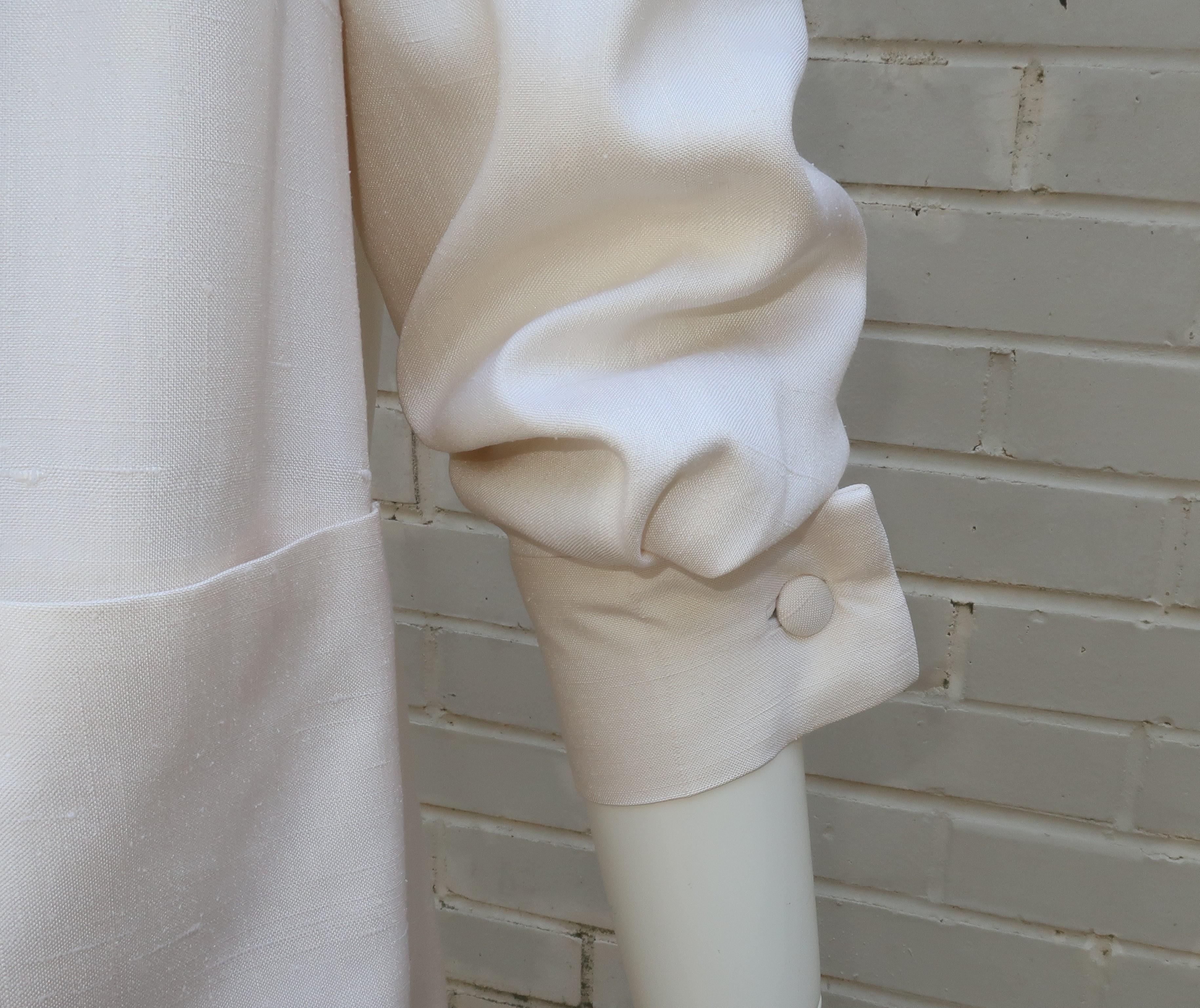 VICTORIA ROYAL - Robe dos nu en soie perlée avec veste, années 1960 Bon état - En vente à Atlanta, GA