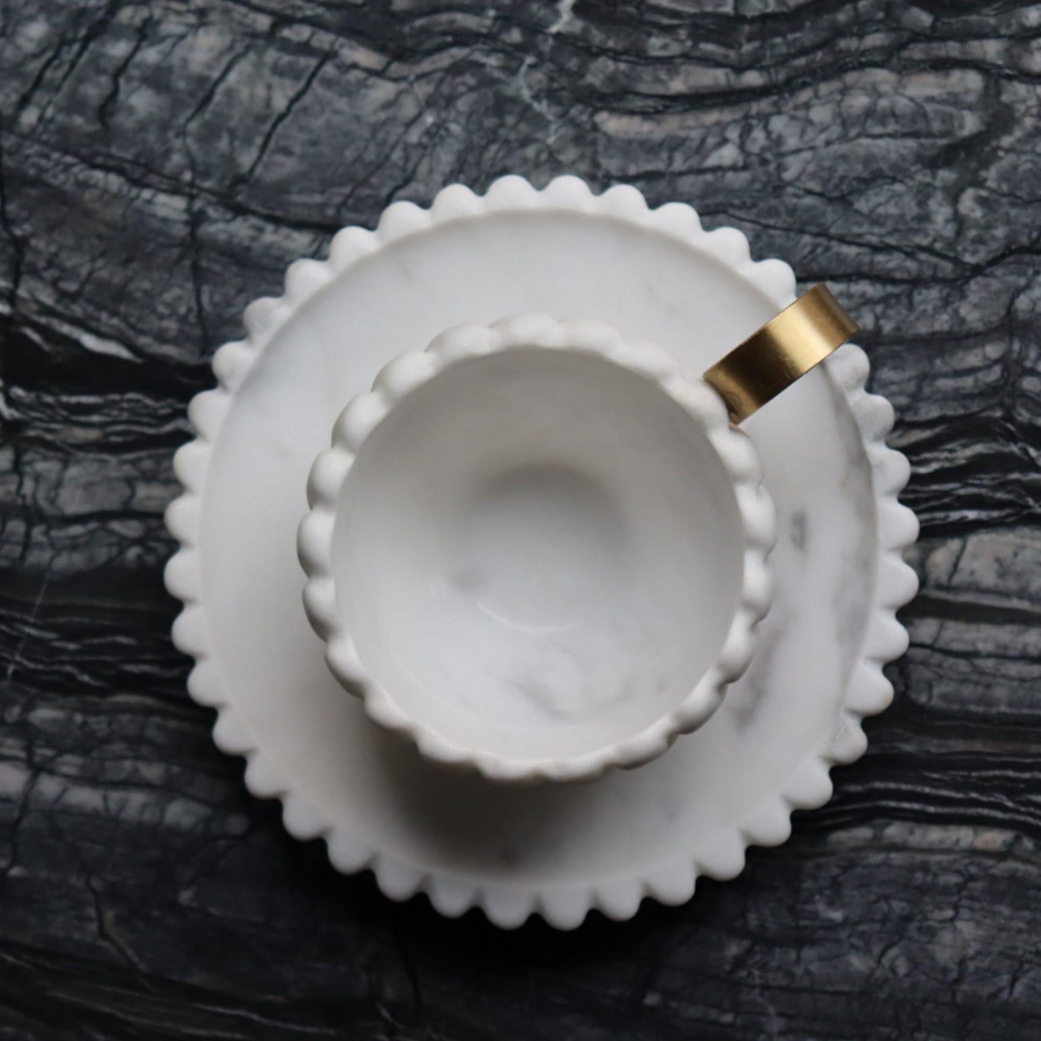 Italian Victoria Teacup and Saucer Set by Bethan Gray For Sale
