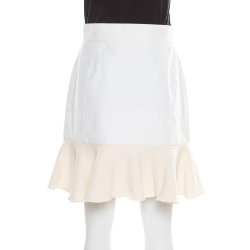 Victoria Victoria Beckham Cream Canvas Ruffled Hem Mini Skirt M In Good Condition For Sale In Dubai, Al Qouz 2