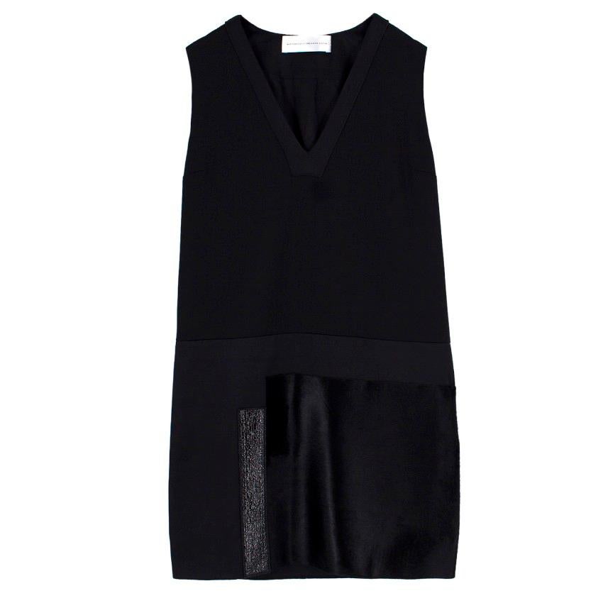 Victoria Victoria Beckham Wool & Calf Hair Dress

- Shift style
- V-neckline
- Sleeveless
- Concealed side zipper to fasten
- Wool to the top
- Textured leather panels
- Calf hair panelling
- 100% silk trimming
Measurements are taken laying flat,