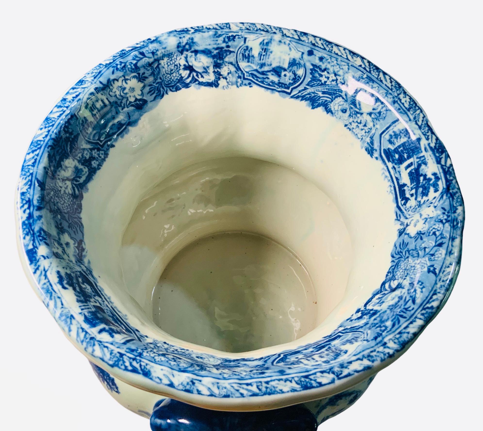 Exportation chinoise Grande jardinière / jardinière Victoria Ware en pierre de fer