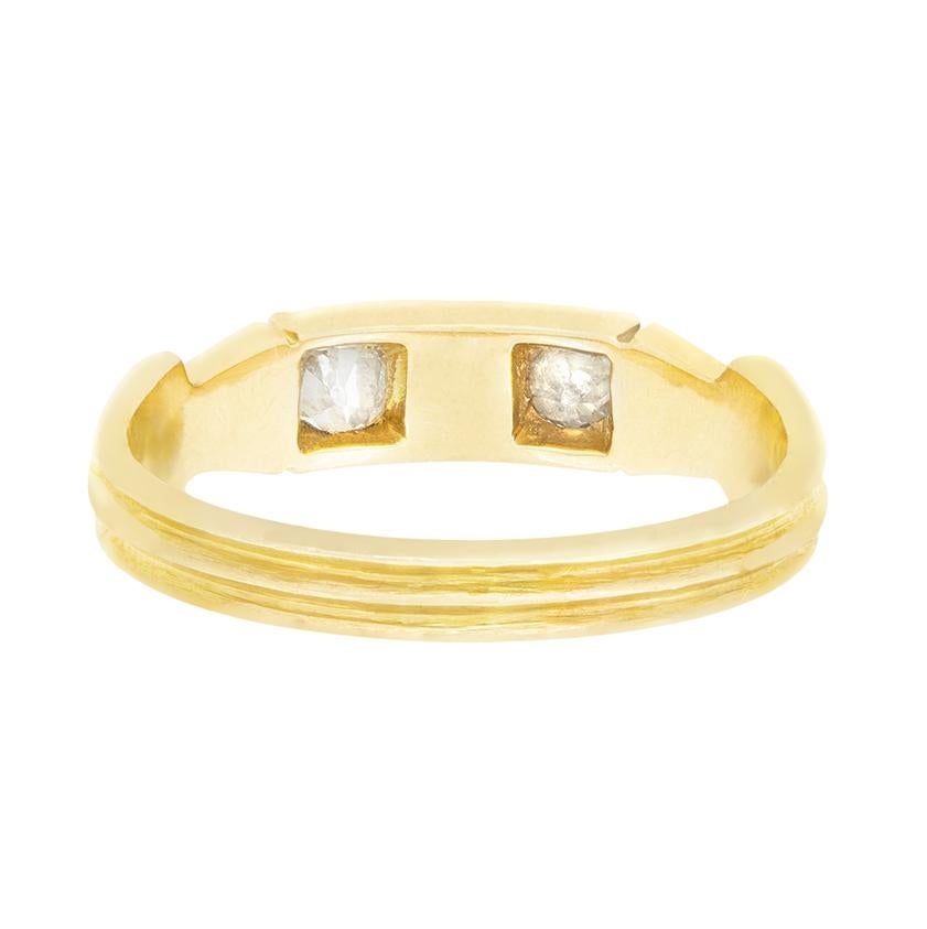 Victorian 0.20ct Emerald and Diamond Three Stone, c.1880s In Good Condition For Sale In London, GB