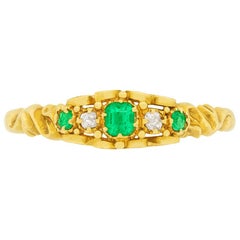 Victorian 0.21 Carat Emerald and Diamond Ring, circa 1880s