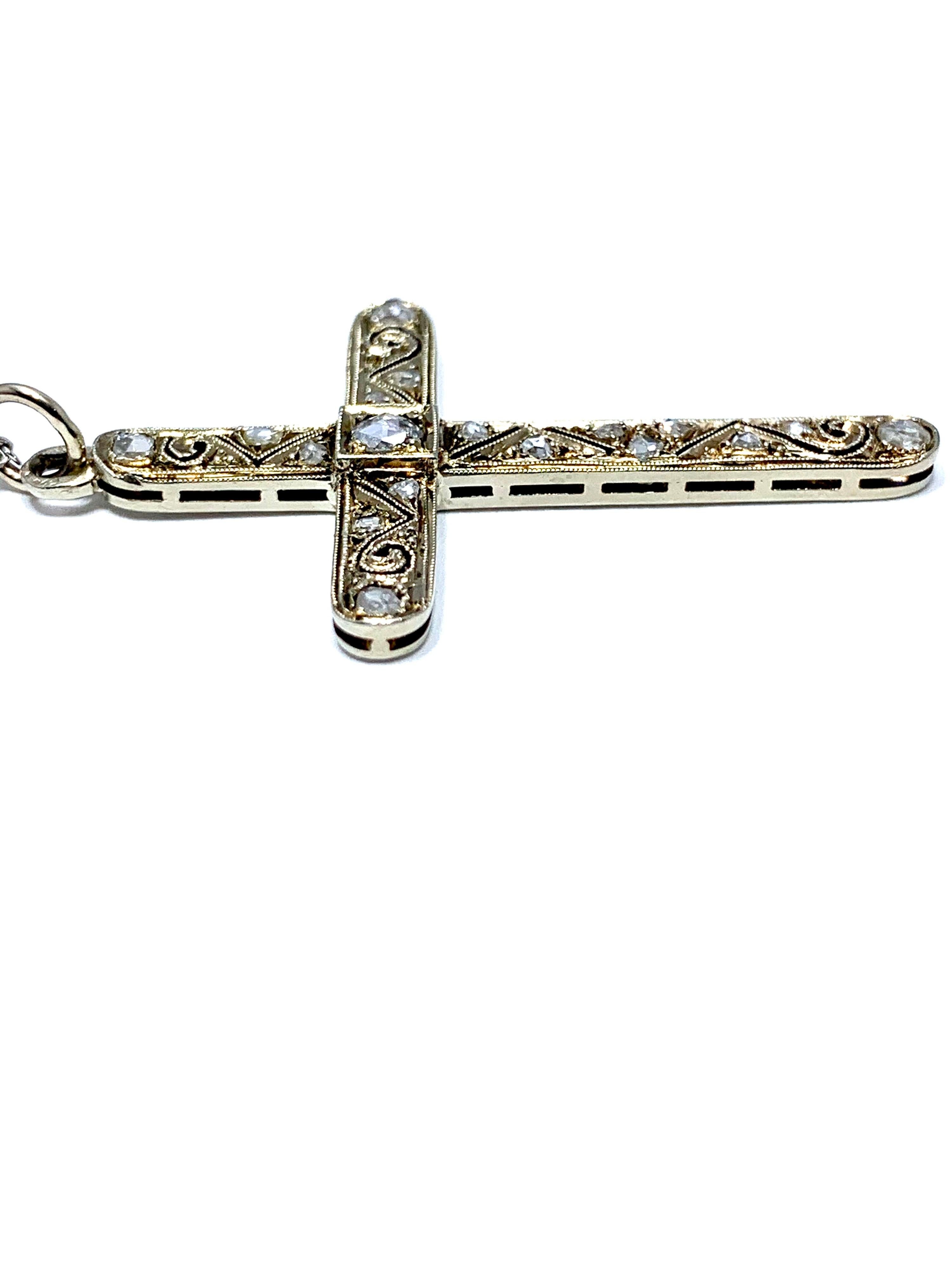 Victorian 0.25 Carat Rose Cut Diamond White Gold Cross Pendant Necklace In Excellent Condition In Chevy Chase, MD