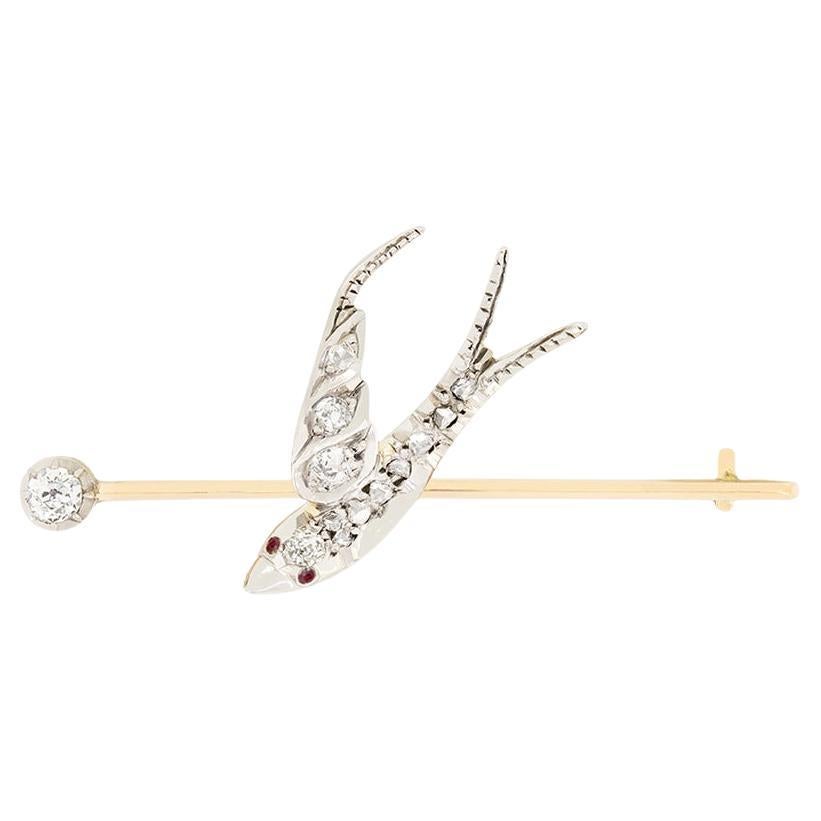 Victorian 0.25ct Diamond and Ruby Bird Brooch, c.1880s For Sale