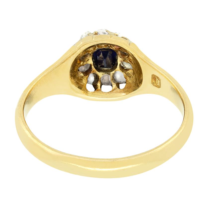 Victorian 0.25ct Sapphire and Diamond Cluster, hallmarked 1878 In Good Condition For Sale In London, GB