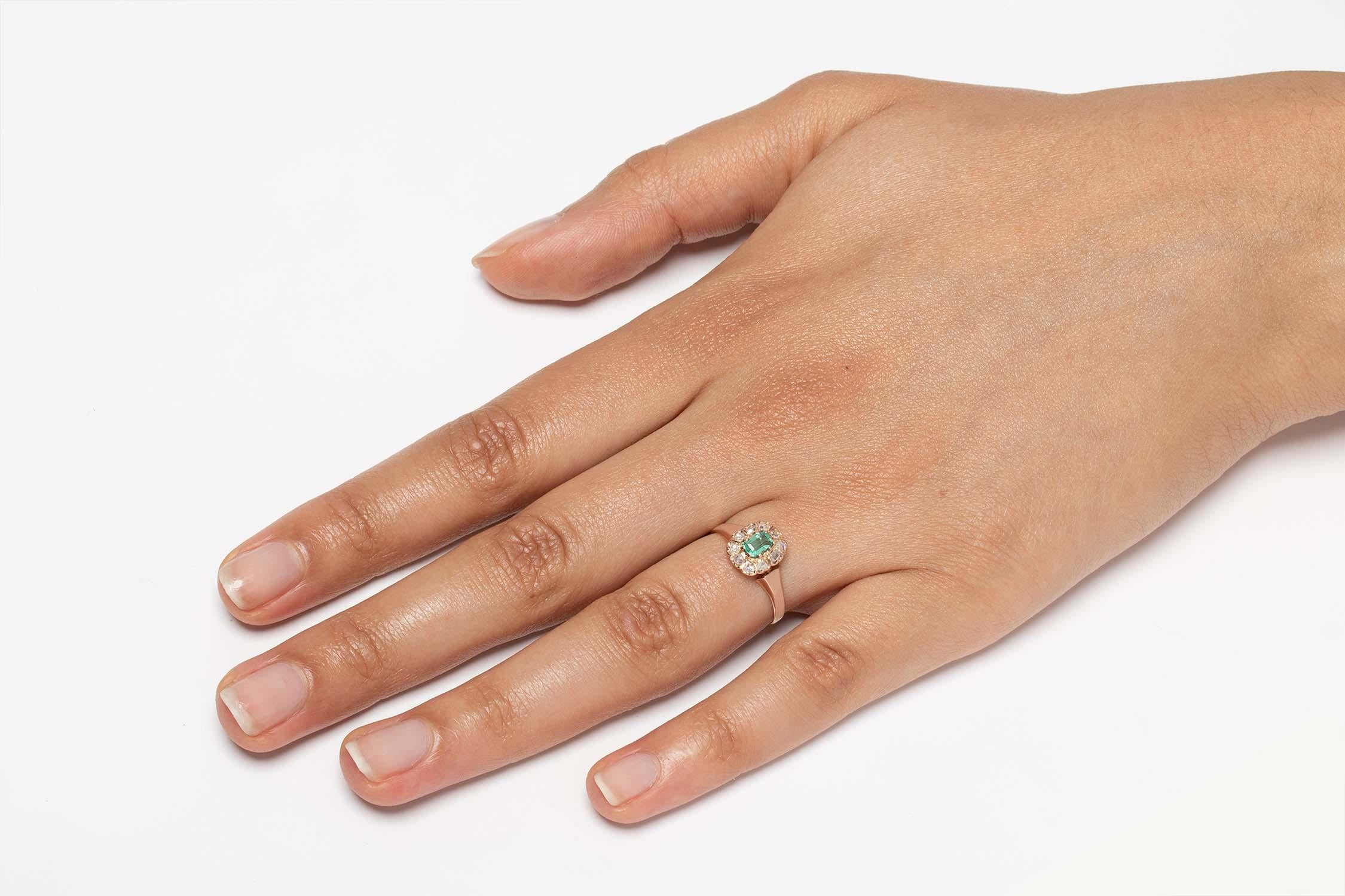 Victorian 0.30ct Emerald and Diamond Halo Ring, c.1880s 1