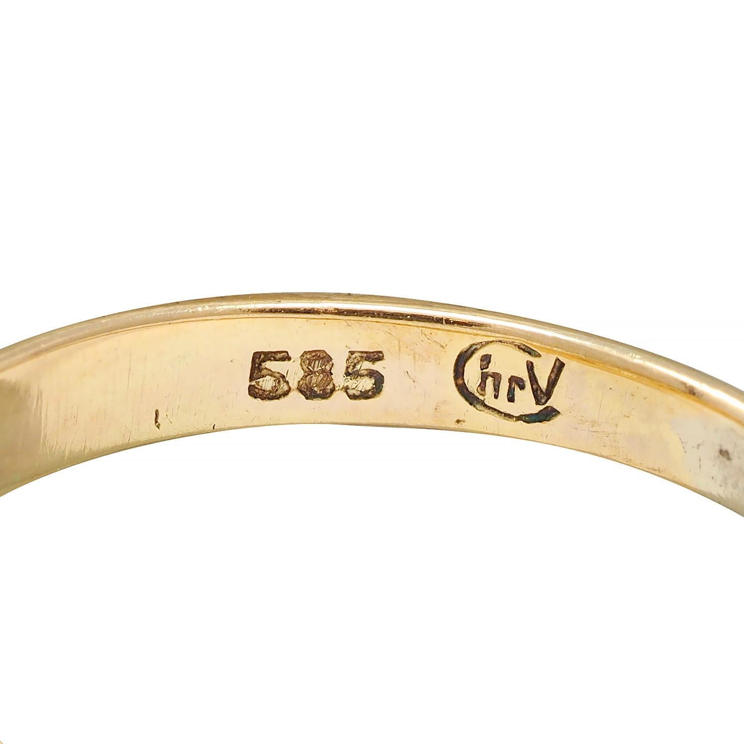 Victorian 0.35 CTW Old European Cut Diamond 14K Gold Belcher Set Engagement Ring For Sale 3