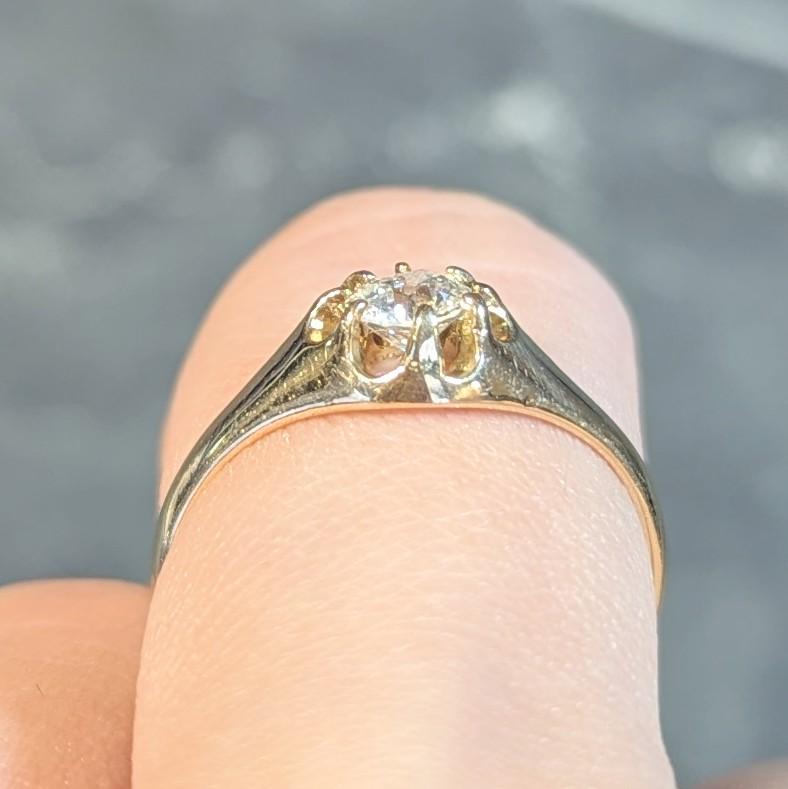 Victorian 0.35 CTW Old European Cut Diamond 14K Gold Belcher Set Engagement Ring For Sale 10