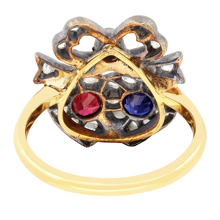 Taille vieille Europe Bague victorienne à double cœur en saphir et rubis 0,35 carat, années 1880 en vente